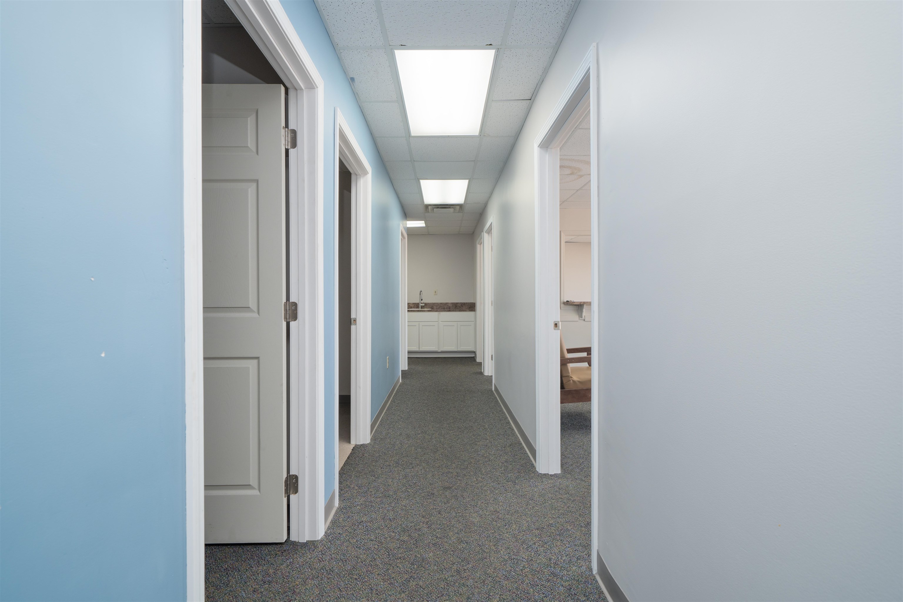 2429 Parrish Avenue, Owensboro, Kentucky 42301, ,Office,For Sale,Parrish Avenue,95279