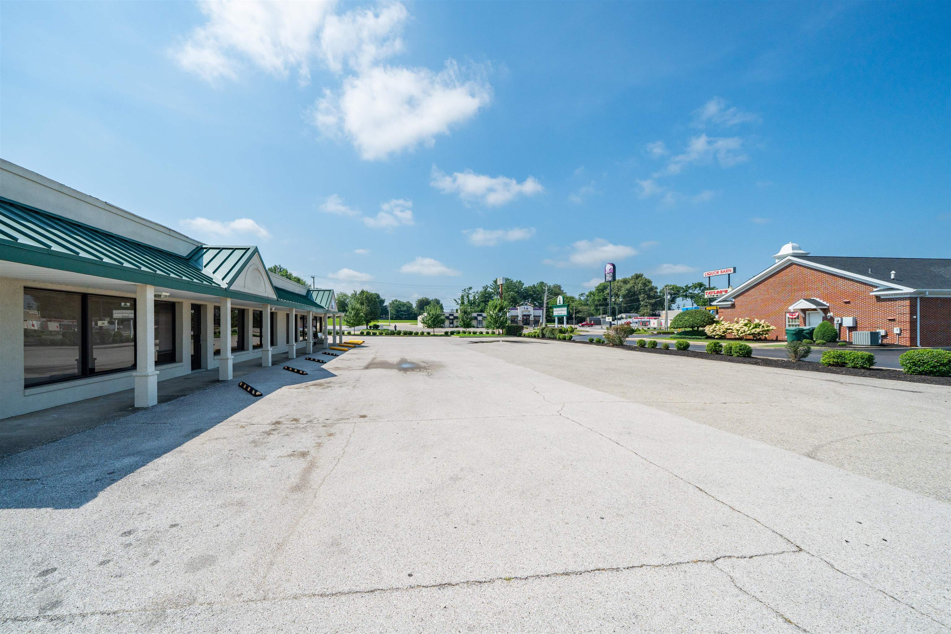 2429 Parrish Avenue, Owensboro, Kentucky 42301, ,Office,For Sale,Parrish Avenue,95279