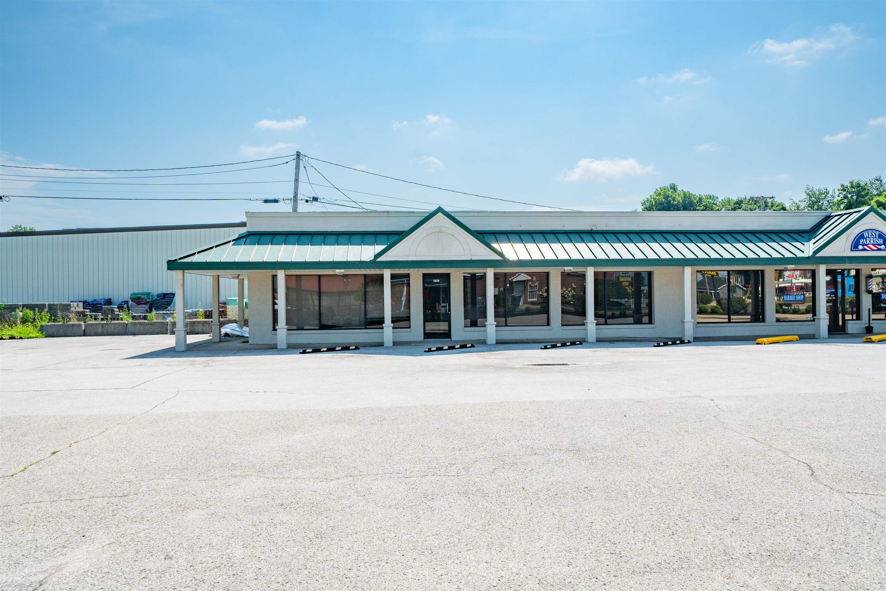 2429 Parrish Avenue, Owensboro, Kentucky 42301, ,Office,For Sale,Parrish Avenue,95279