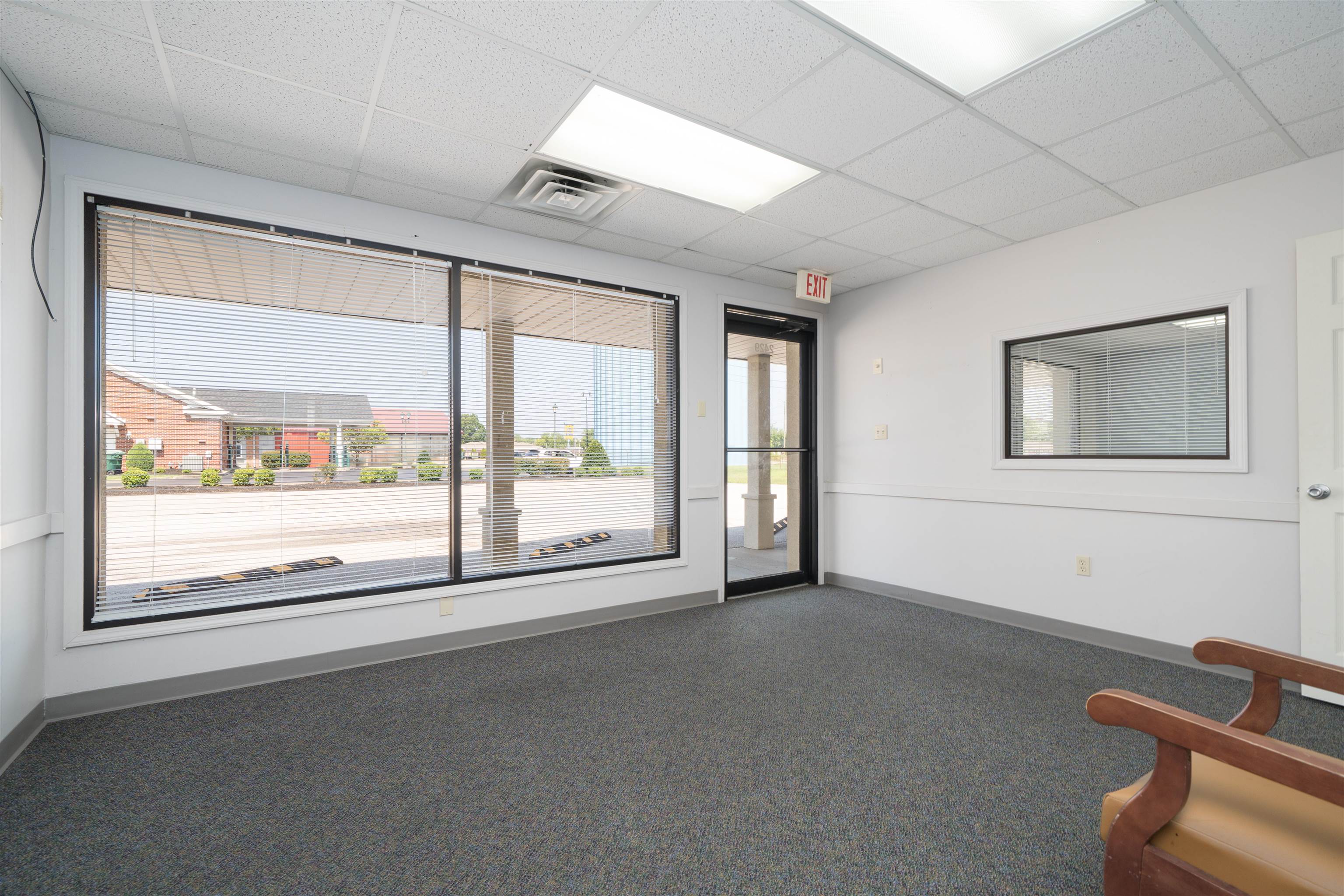 2429 Parrish Avenue, Owensboro, Kentucky 42301, ,Office,For Sale,Parrish Avenue,95279