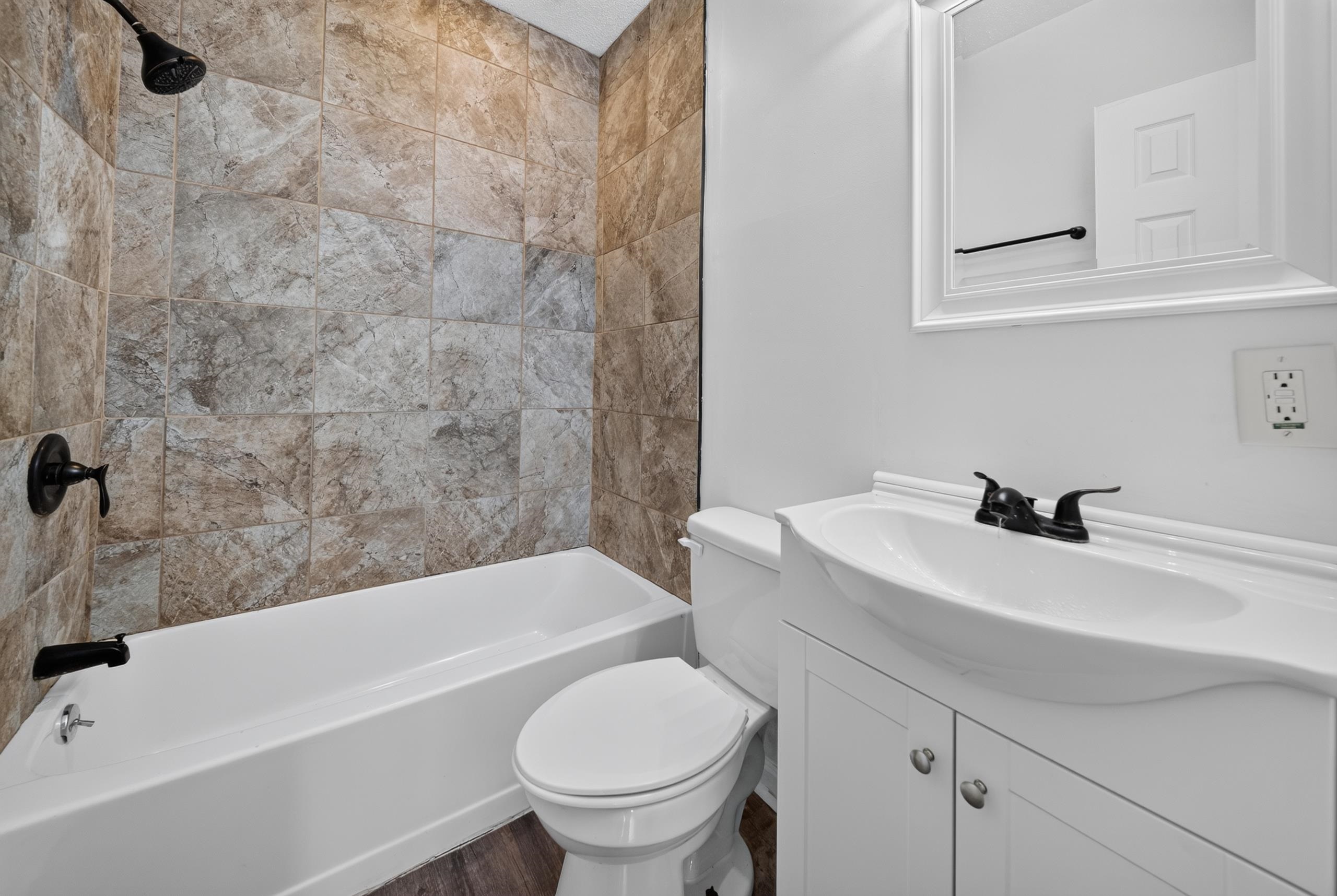 2554 Riverside Dr, Evansville, Indiana 47714, 3 Bedrooms Bedrooms, ,1 BathroomBathrooms,Single Family Residence,For Sale,Riverside Dr,95305