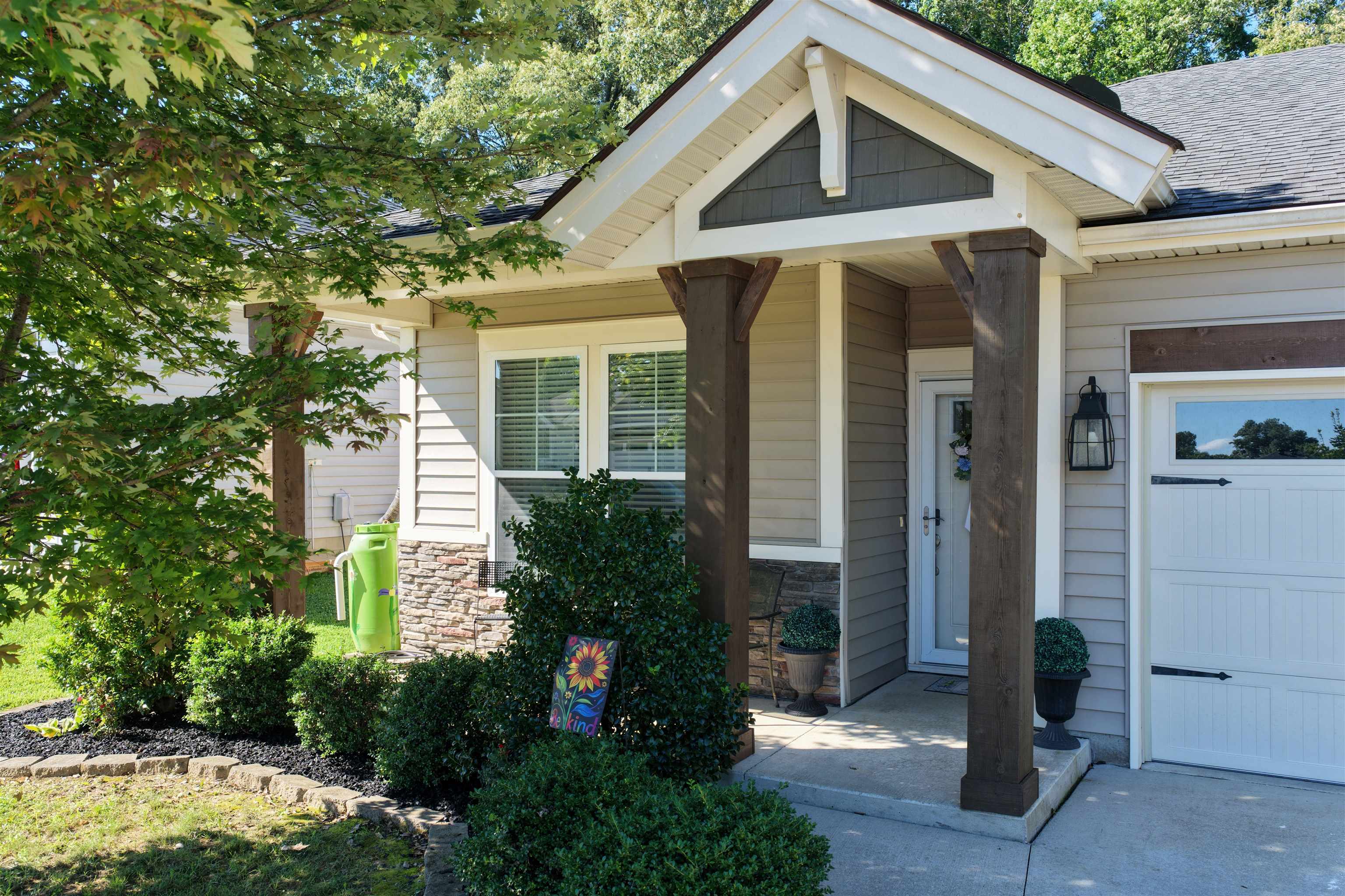 6411 Valley Brook Trace, Utica, Kentucky 42376, 3 Bedrooms Bedrooms, ,2 BathroomsBathrooms,Single Family Residence,For Sale,Valley Brook Trace,95316