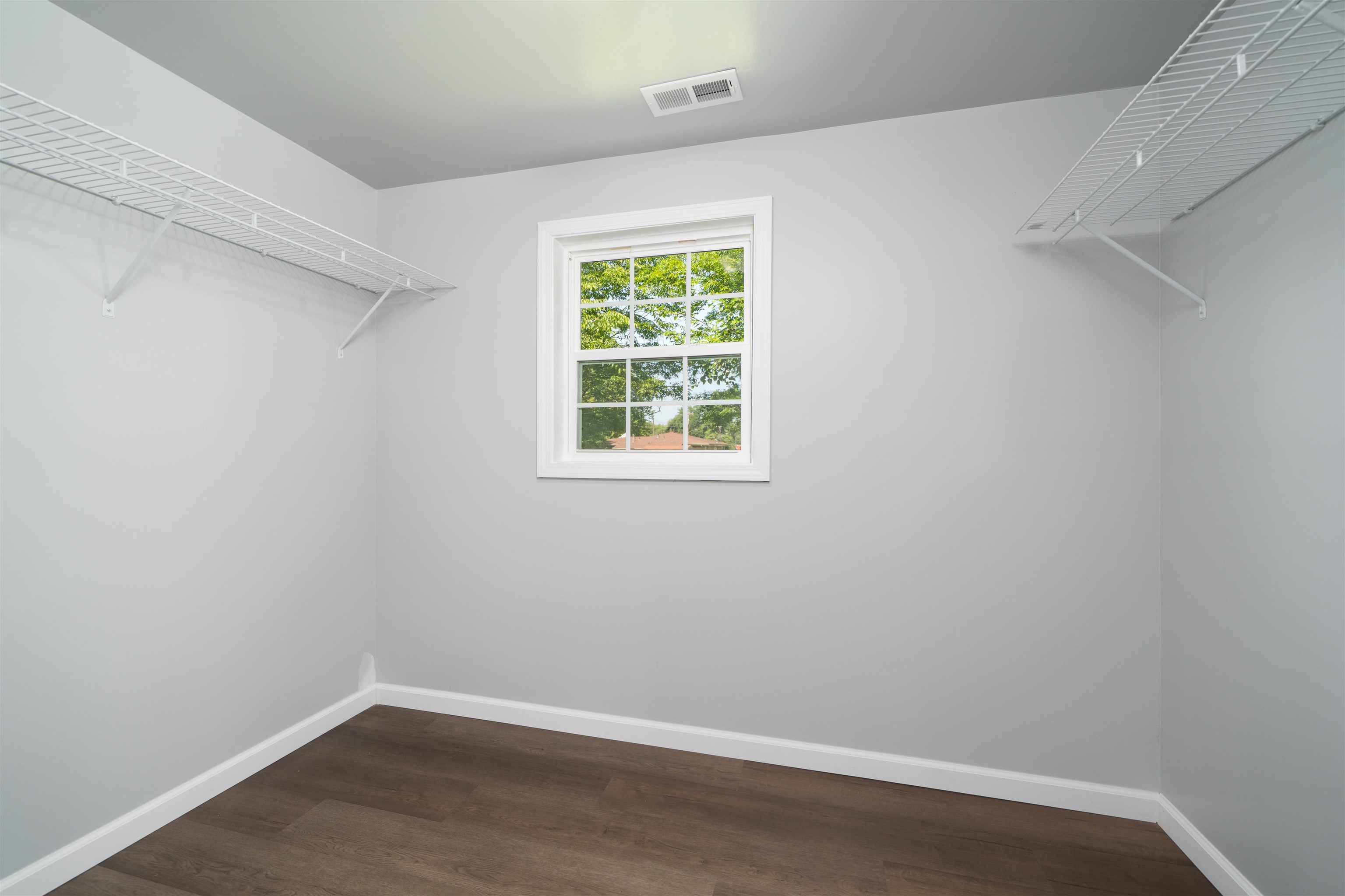 2028 Hall St., Owensboro, Kentucky 42303, 2 Bedrooms Bedrooms, ,2 BathroomsBathrooms,Single Family Residence,For Sale,Hall St.,95321