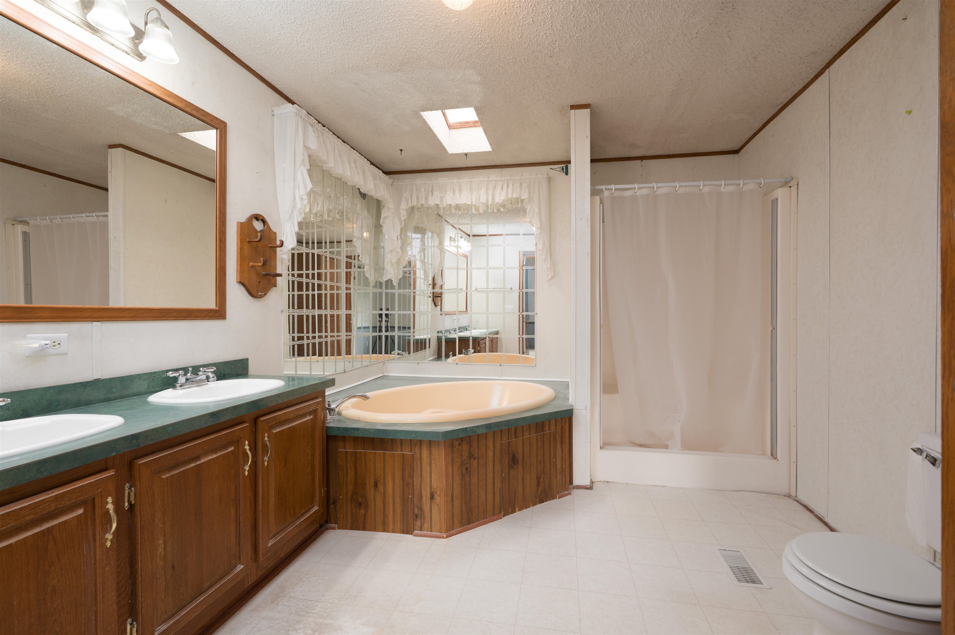 15 Quail Run Lane, Hartford, Kentucky 42347, 4 Bedrooms Bedrooms, ,3 BathroomsBathrooms,Single Family Residence,For Sale,Quail Run Lane,95364