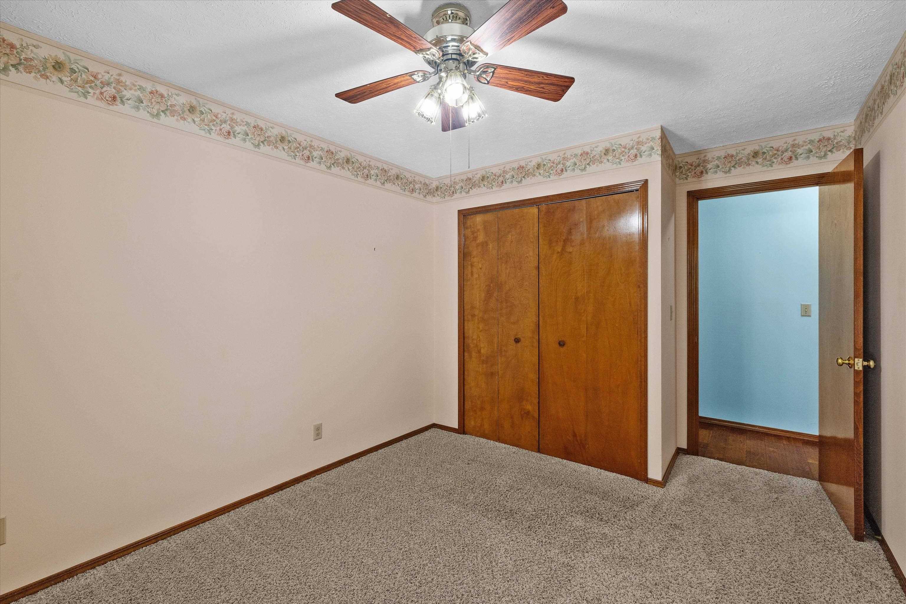 4610 McIntire Crossing, Owensboro, Kentucky 42301, 3 Bedrooms Bedrooms, ,2 BathroomsBathrooms,Single Family Residence,For Sale,McIntire Crossing,95379