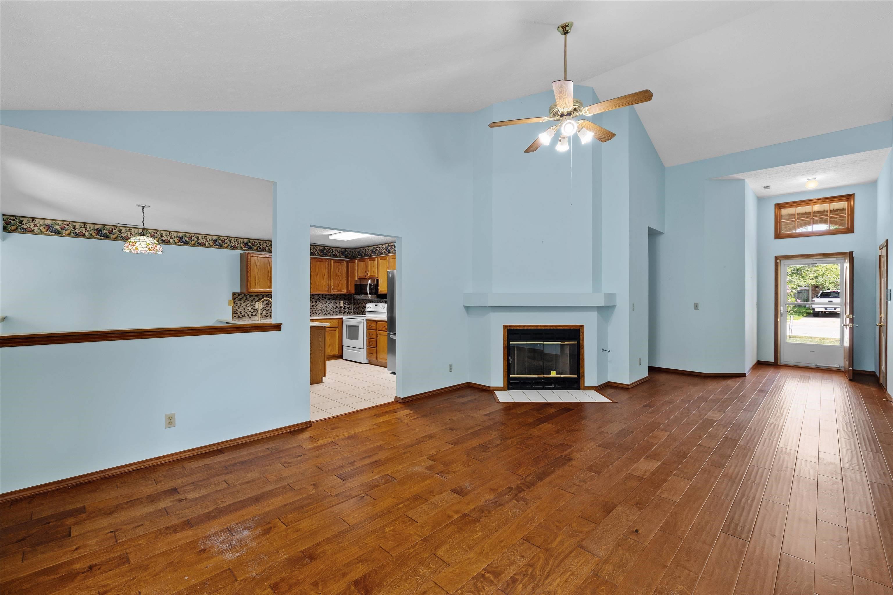 4610 McIntire Crossing, Owensboro, Kentucky 42301, 3 Bedrooms Bedrooms, ,2 BathroomsBathrooms,Single Family Residence,For Sale,McIntire Crossing,95379