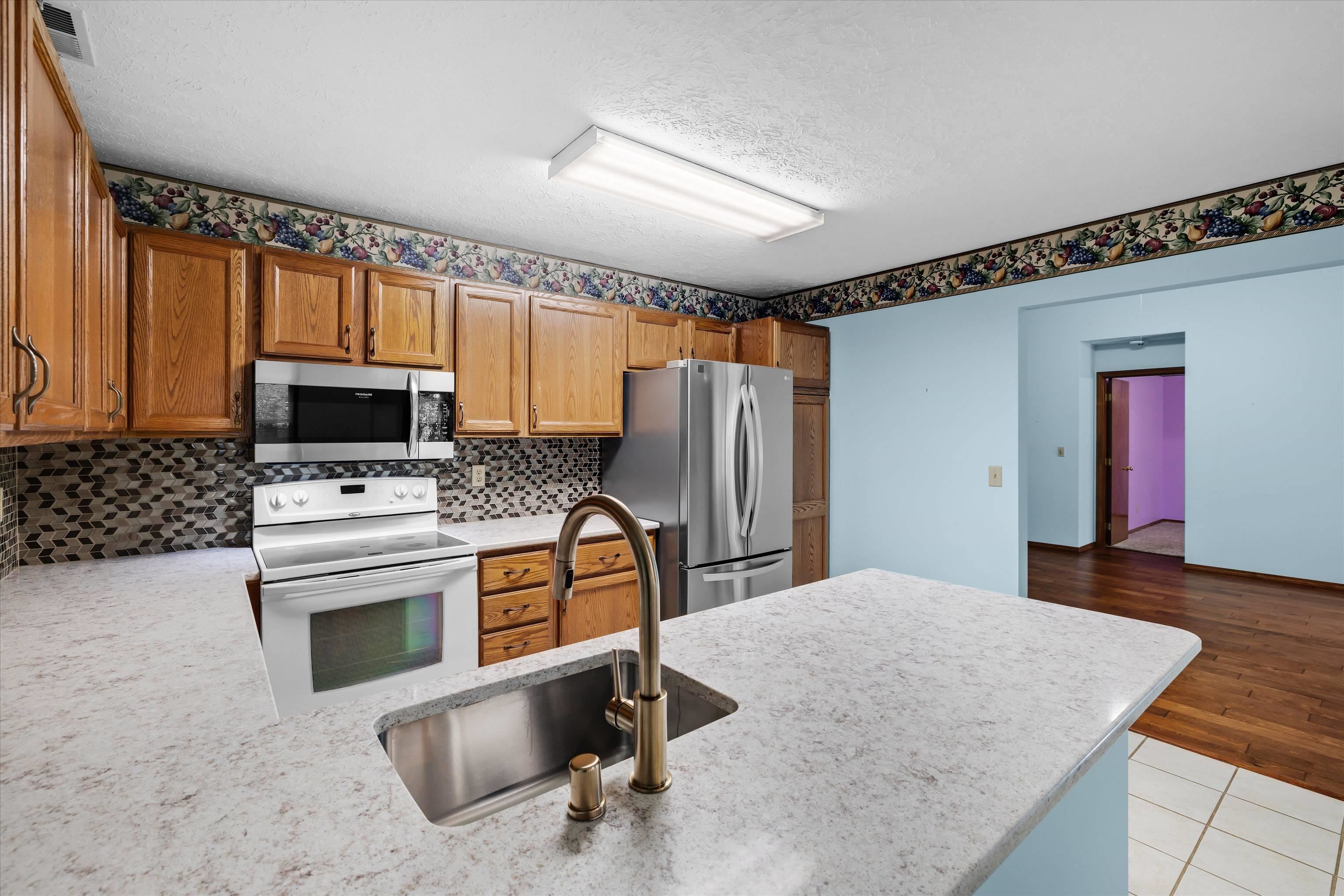 4610 McIntire Crossing, Owensboro, Kentucky 42301, 3 Bedrooms Bedrooms, ,2 BathroomsBathrooms,Single Family Residence,For Sale,McIntire Crossing,95379