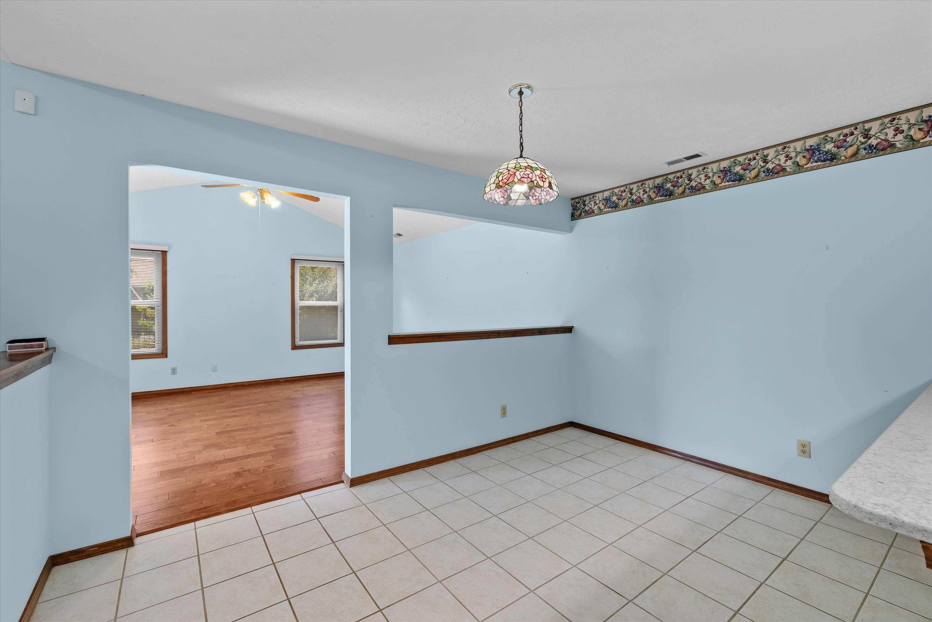 4610 McIntire Crossing, Owensboro, Kentucky 42301, 3 Bedrooms Bedrooms, ,2 BathroomsBathrooms,Single Family Residence,For Sale,McIntire Crossing,95379