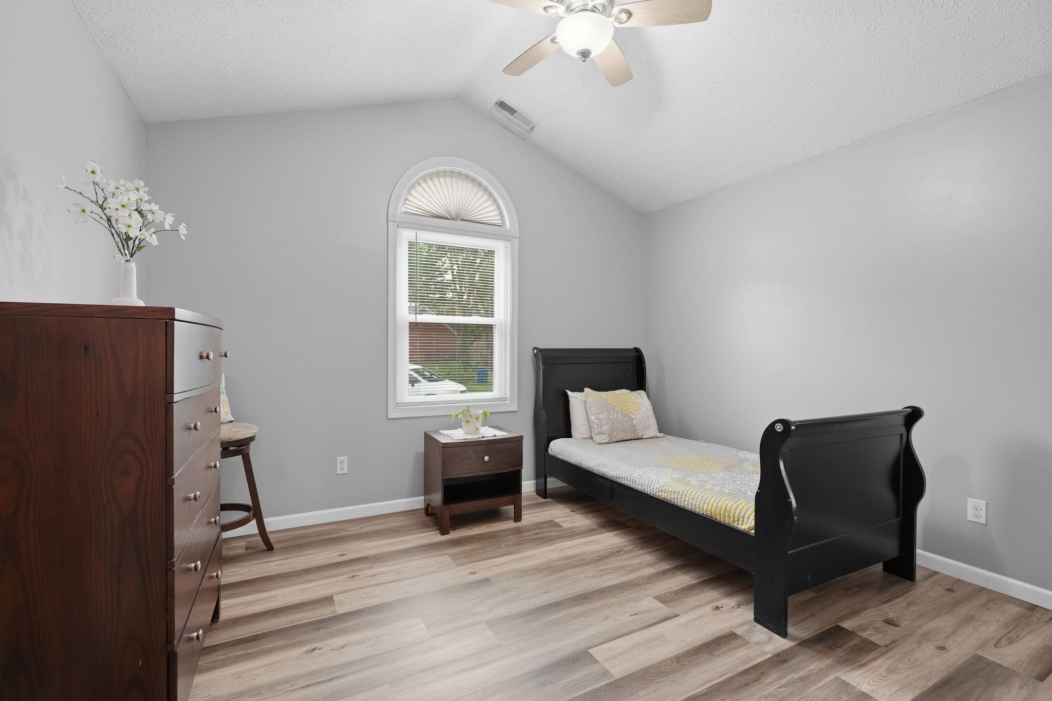 3721 War Admiral Drive, Owensboro, Kentucky 42303, 3 Bedrooms Bedrooms, ,2 BathroomsBathrooms,Single Family Residence,For Sale,War Admiral Drive,95386