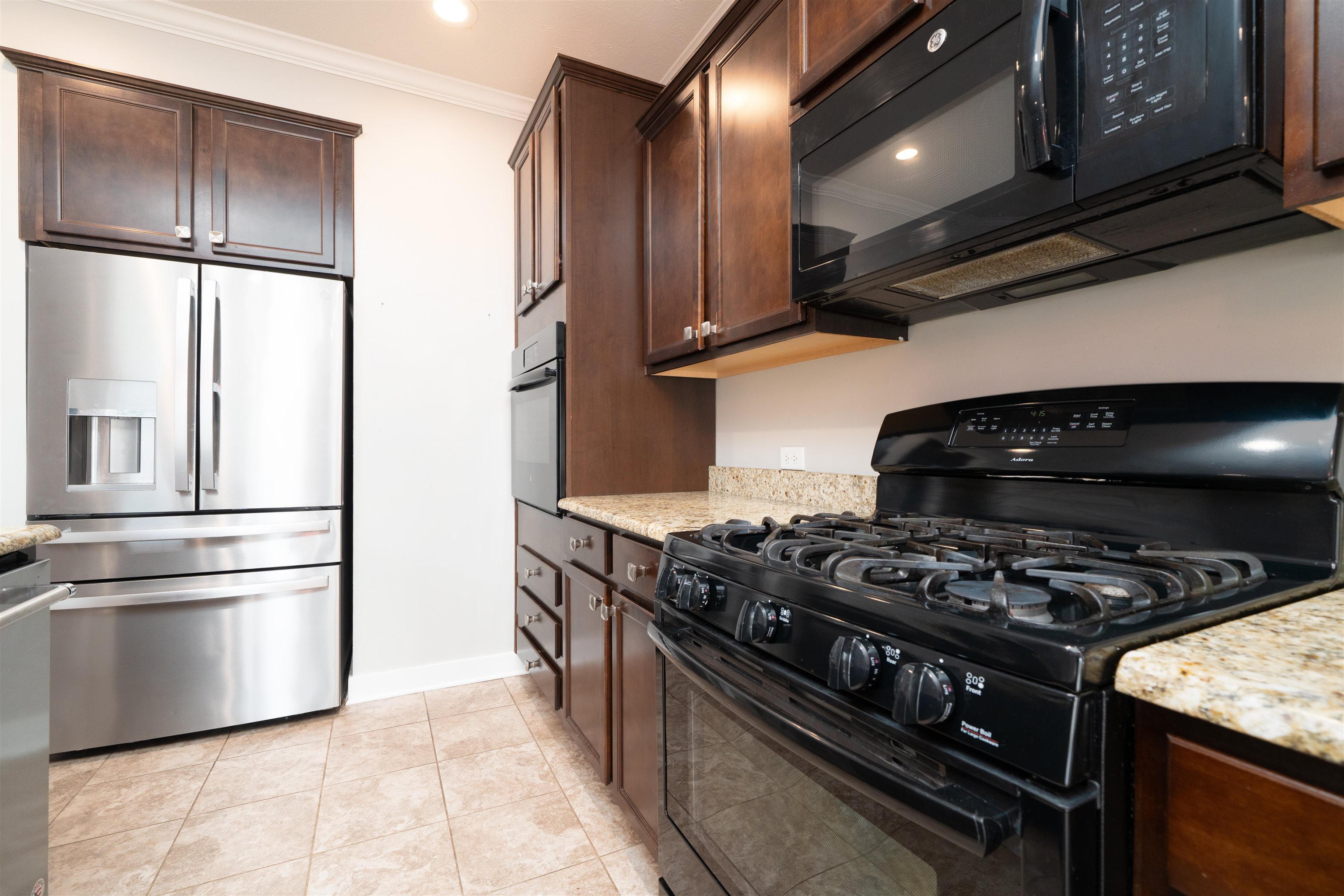 2249 Woodstone Ct, Utica, Kentucky 42376-0000, 4 Bedrooms Bedrooms, ,2 BathroomsBathrooms,Single Family Residence,For Sale,Woodstone Ct,95402