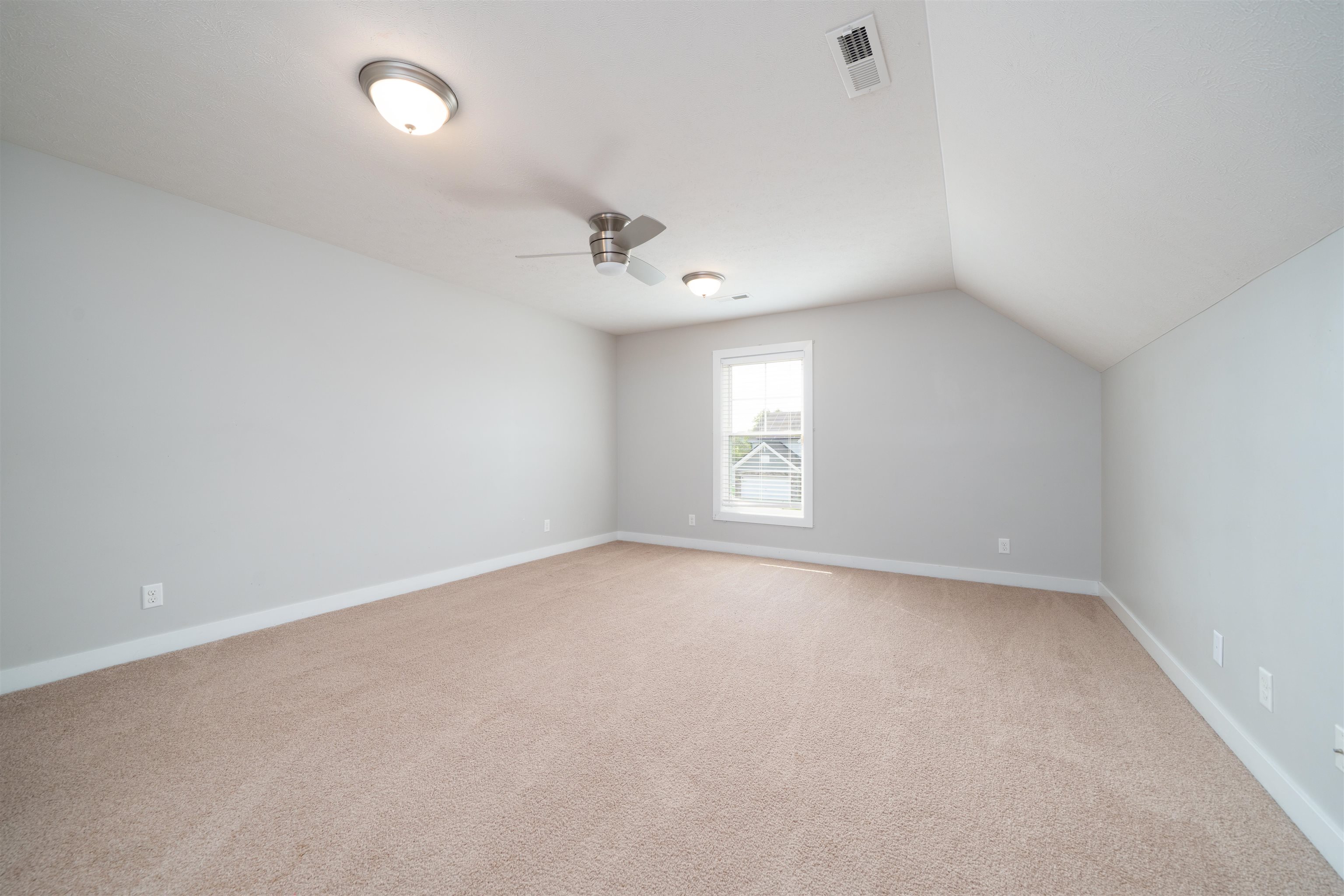 2249 Woodstone Ct, Utica, Kentucky 42376-0000, 4 Bedrooms Bedrooms, ,2 BathroomsBathrooms,Single Family Residence,For Sale,Woodstone Ct,95402