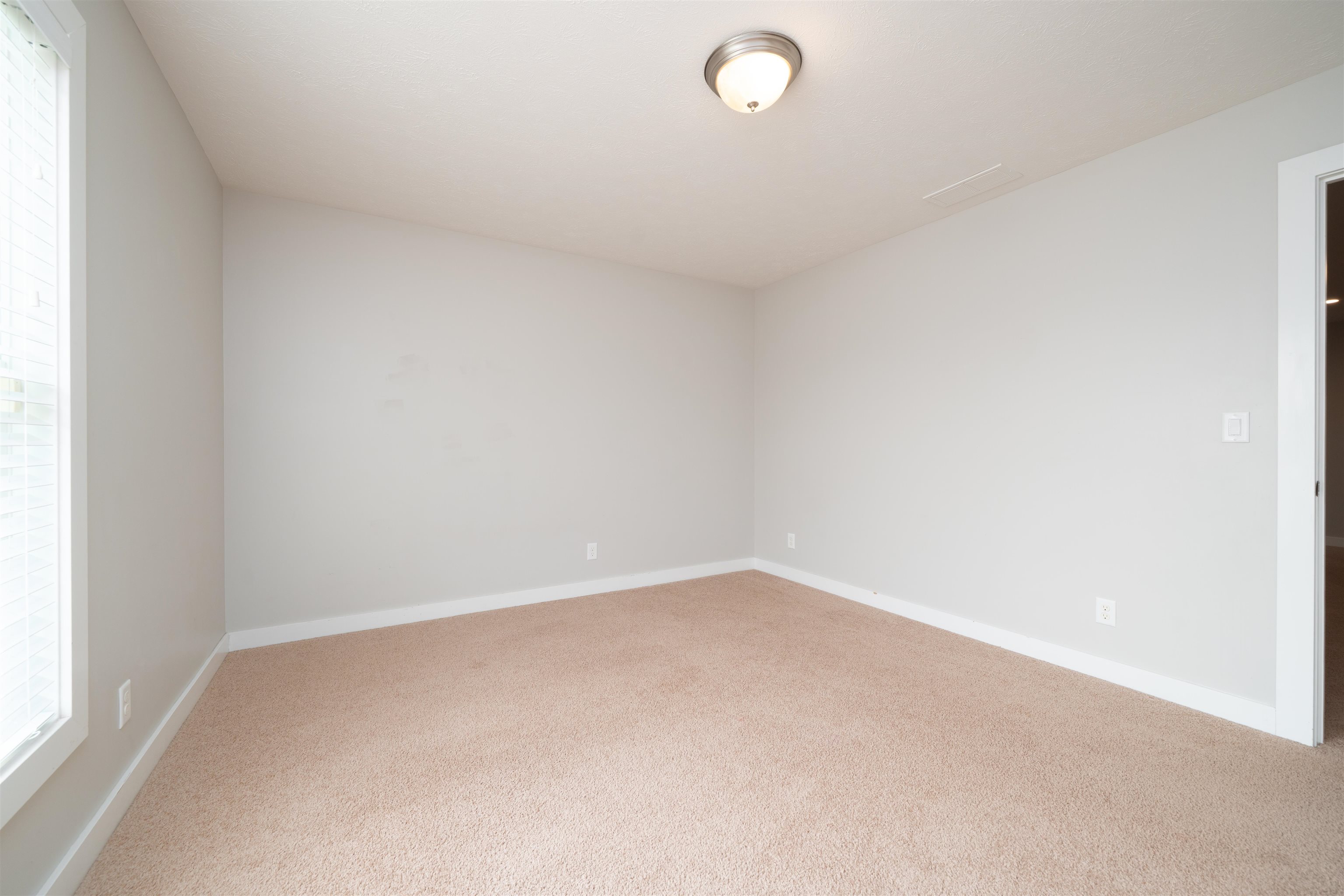 2249 Woodstone Ct, Utica, Kentucky 42376-0000, 4 Bedrooms Bedrooms, ,2 BathroomsBathrooms,Single Family Residence,For Sale,Woodstone Ct,95402