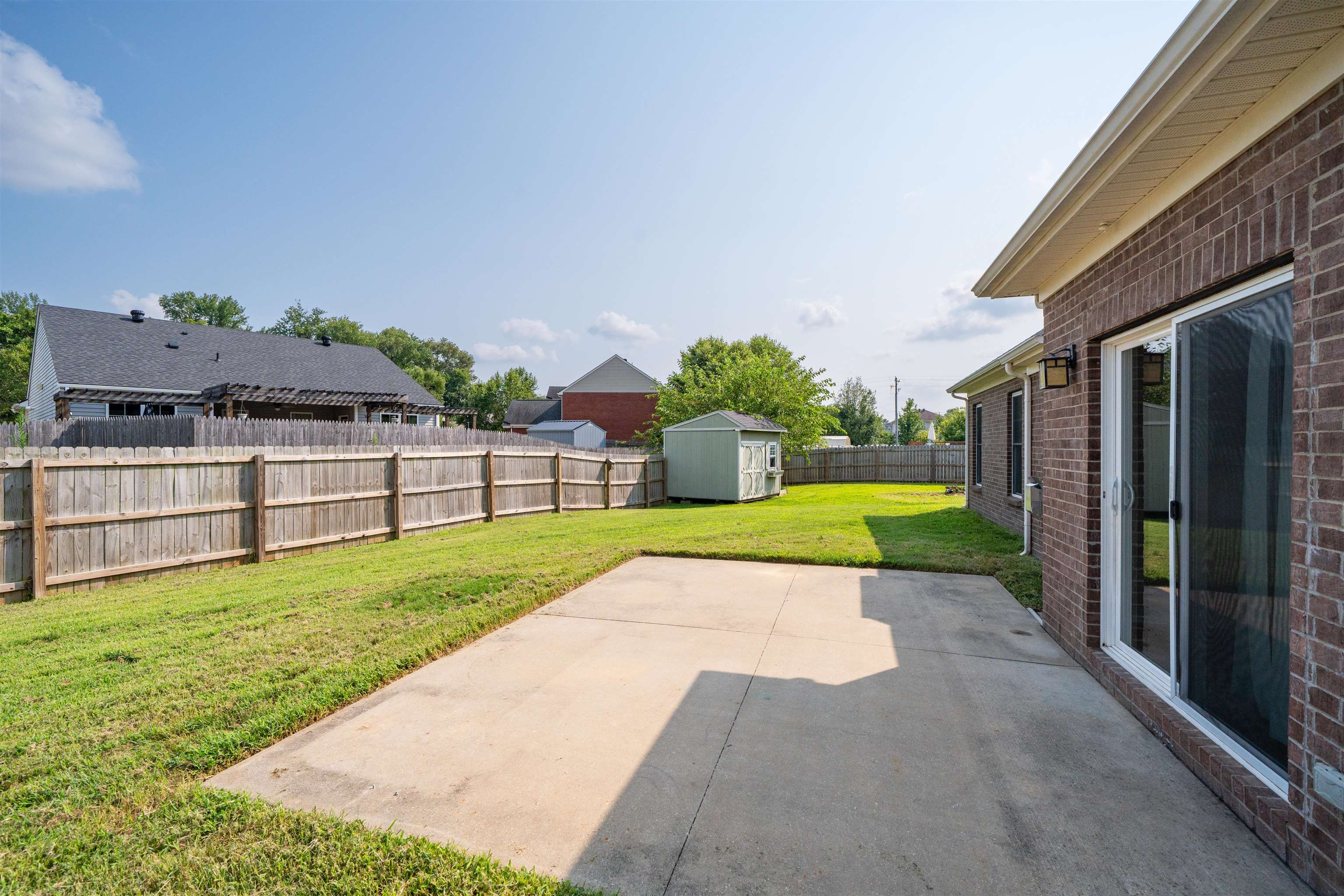 2249 Woodstone Ct, Utica, Kentucky 42376-0000, 4 Bedrooms Bedrooms, ,2 BathroomsBathrooms,Single Family Residence,For Sale,Woodstone Ct,95402