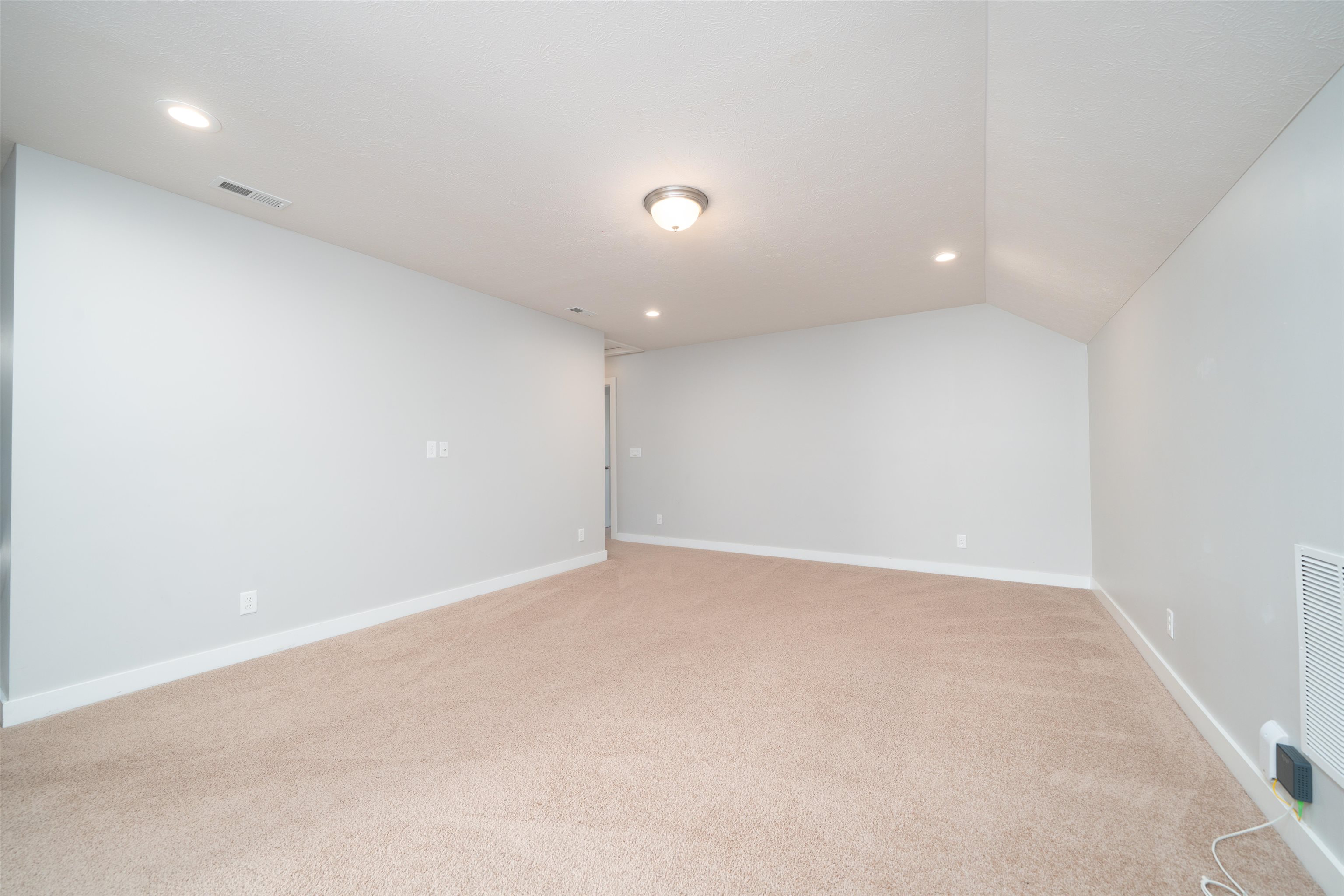 2249 Woodstone Ct, Utica, Kentucky 42376-0000, 4 Bedrooms Bedrooms, ,2 BathroomsBathrooms,Single Family Residence,For Sale,Woodstone Ct,95402