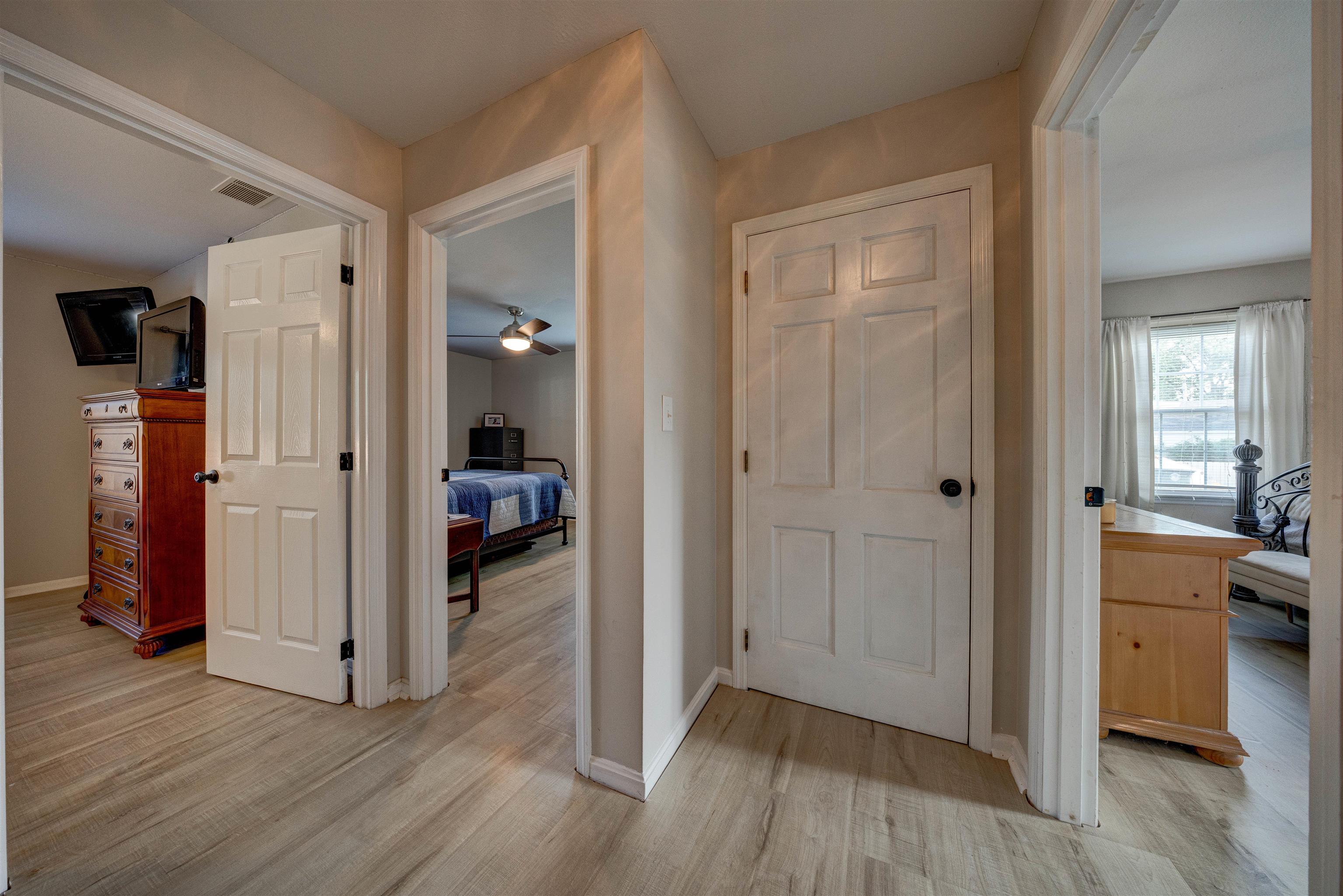 2220 Fieldcrest Dr, Owensboro, Kentucky 42301, 4 Bedrooms Bedrooms, ,3 BathroomsBathrooms,Single Family Residence,For Sale,Fieldcrest Dr,95417