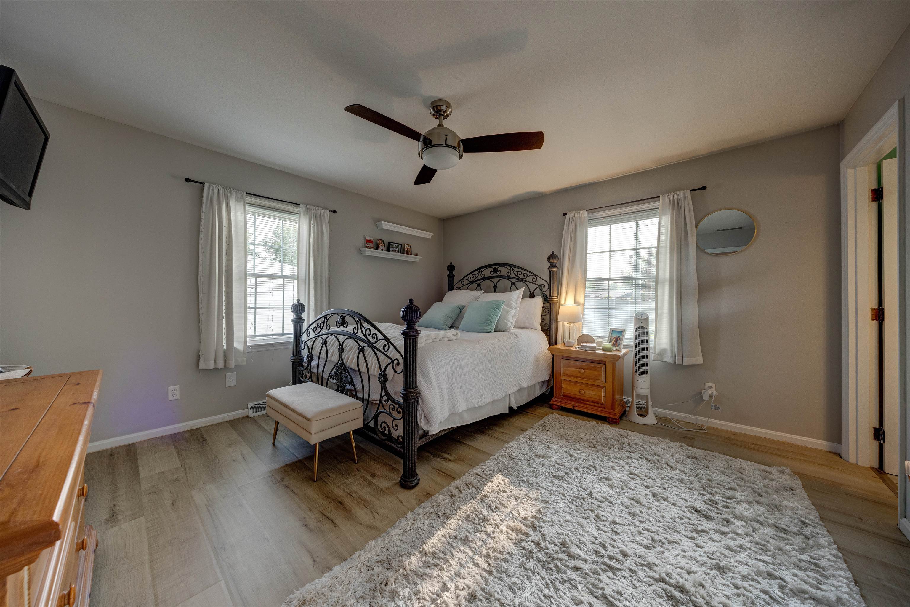 2220 Fieldcrest Dr, Owensboro, Kentucky 42301, 4 Bedrooms Bedrooms, ,3 BathroomsBathrooms,Single Family Residence,For Sale,Fieldcrest Dr,95417
