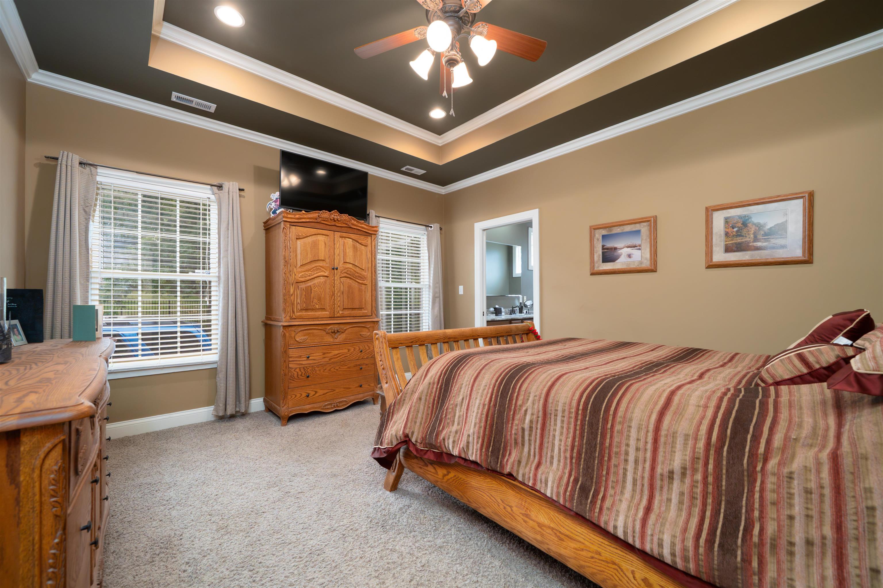 5221 Lanewood Drive, Owensboro, Kentucky 42303, 4 Bedrooms Bedrooms, ,3 BathroomsBathrooms,Single Family Residence,For Sale,Lanewood Drive,95428