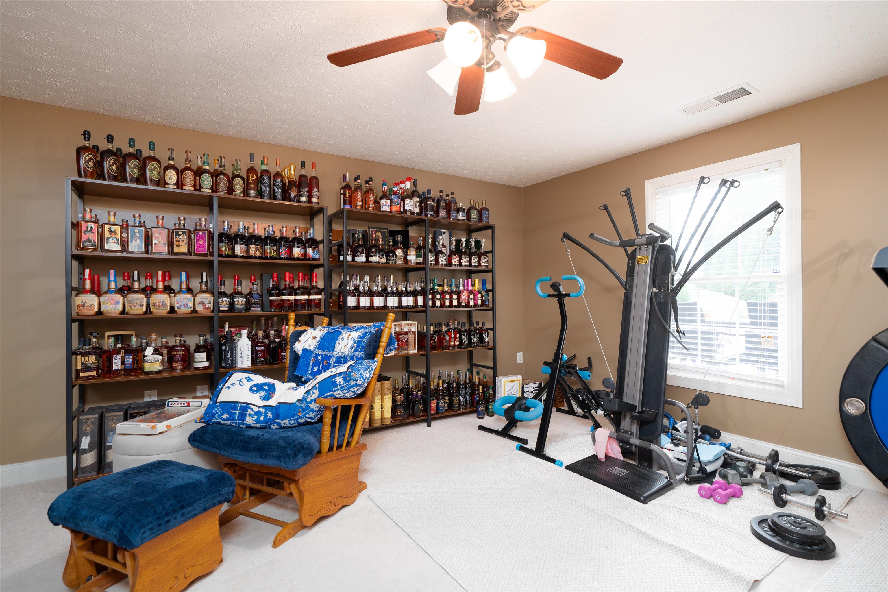 5221 Lanewood Drive, Owensboro, Kentucky 42303, 4 Bedrooms Bedrooms, ,3 BathroomsBathrooms,Single Family Residence,For Sale,Lanewood Drive,95428