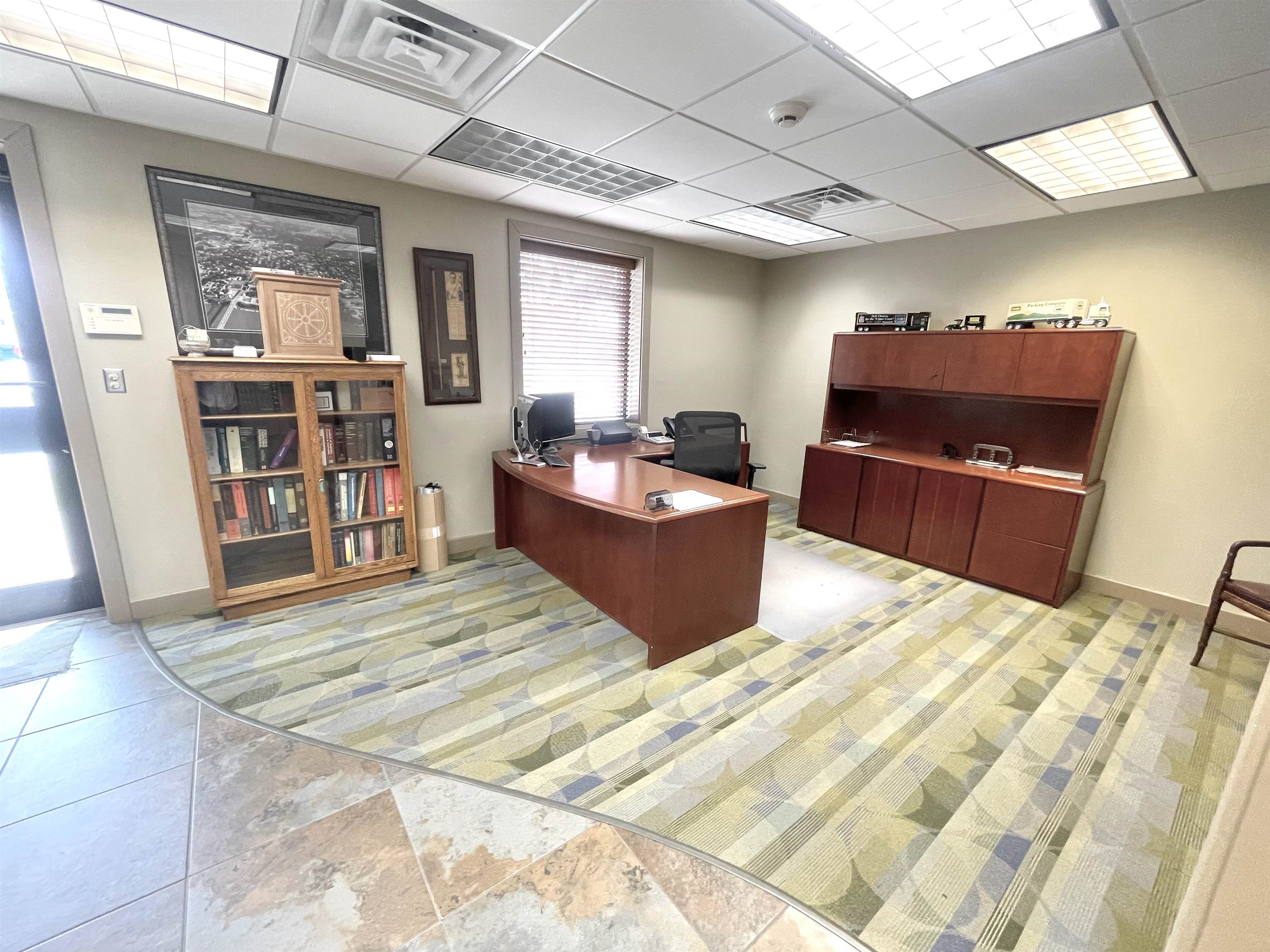 309 E. 4th Street, Owensboro, Kentucky 42303, ,Business,For Sale,E. 4th Street,95437