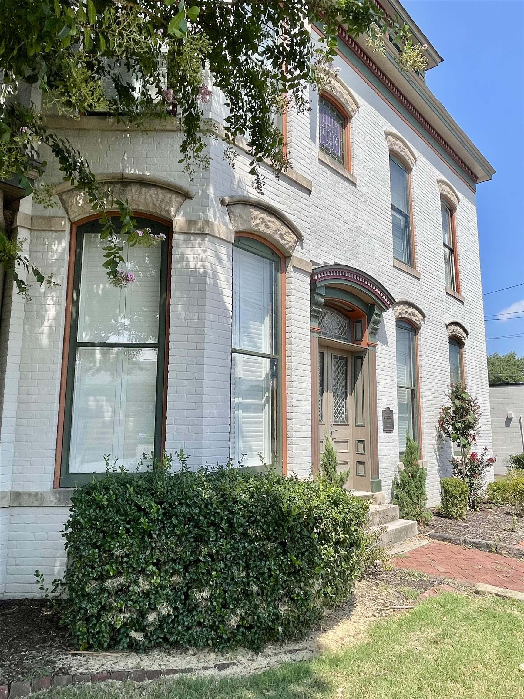 303 E. 4th Street, Owensboro, Kentucky 42303, ,Business,For Sale,E. 4th Street,95440