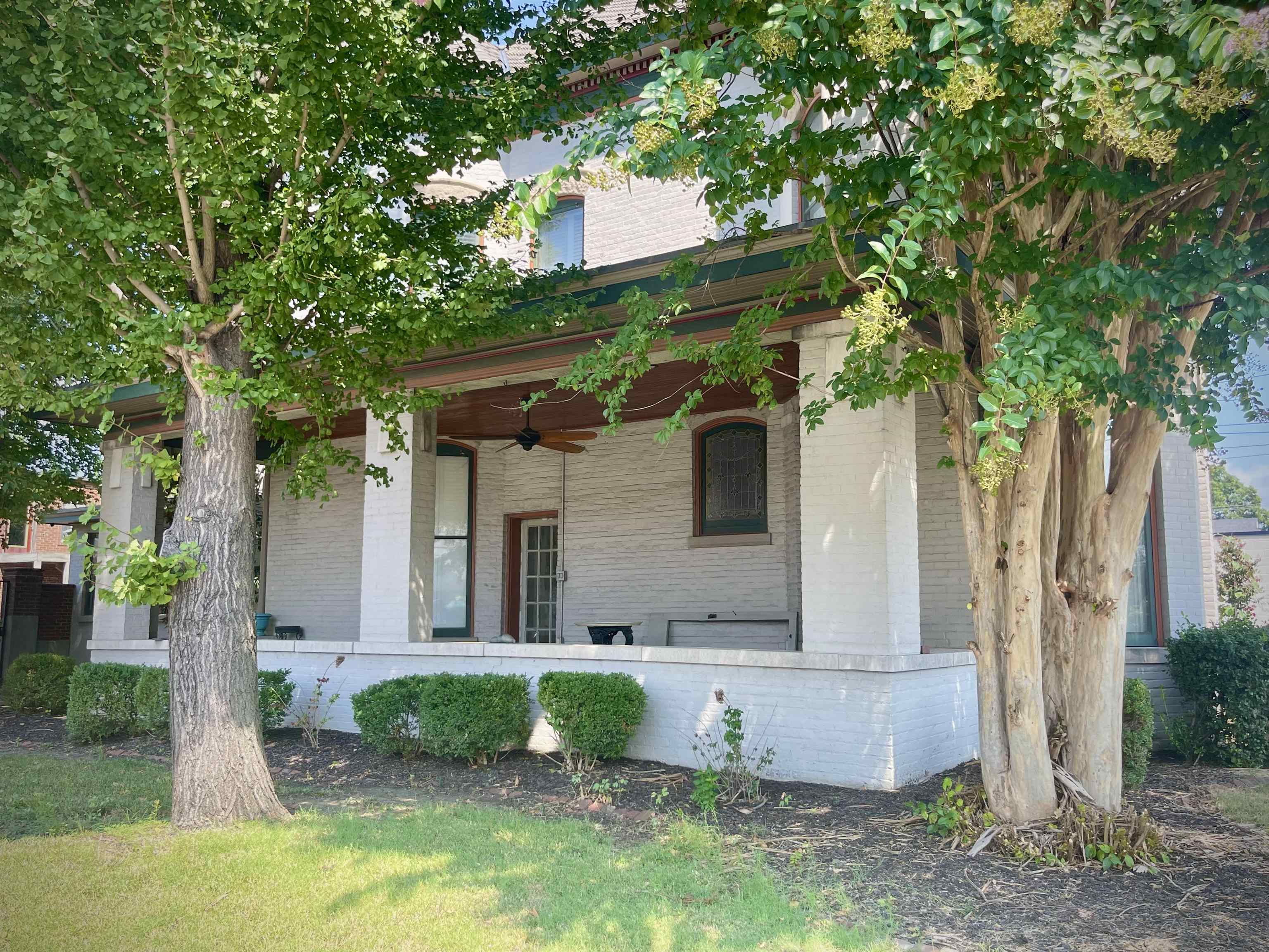 303 E. 4th Street, Owensboro, Kentucky 42303, ,Business,For Sale,E. 4th Street,95440