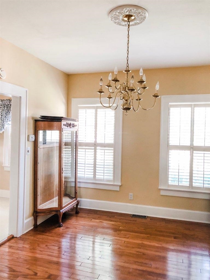 6 Colonial Ct, Henderson, Kentucky 42420, 3 Bedrooms Bedrooms, ,2 BathroomsBathrooms,Single Family Residence,For Sale,Colonial Ct,95442