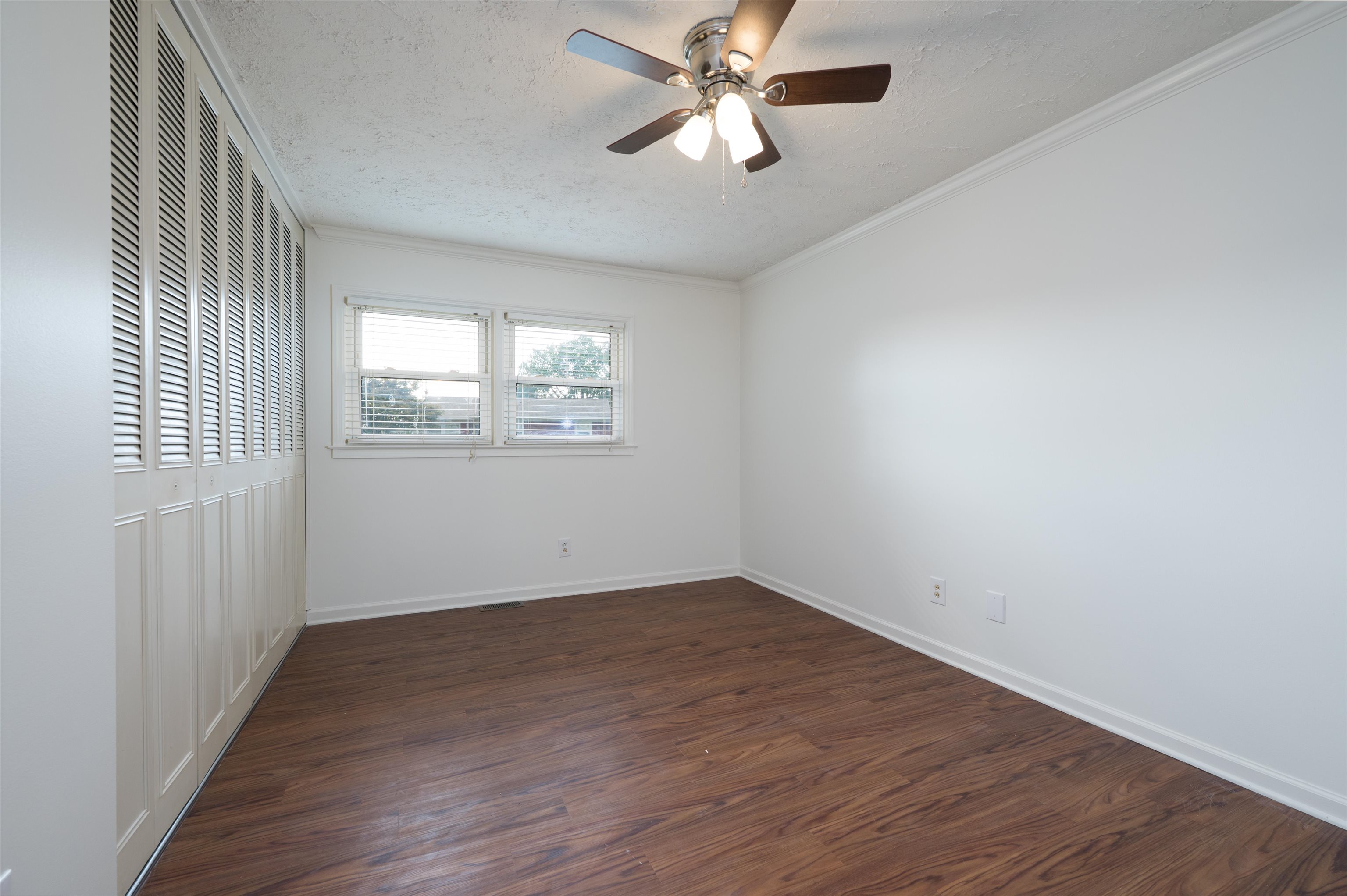 2317 Azra Ct, Owensboro, Kentucky 42301, 3 Bedrooms Bedrooms, ,2 BathroomsBathrooms,Single Family Residence,For Sale,Azra Ct,95458