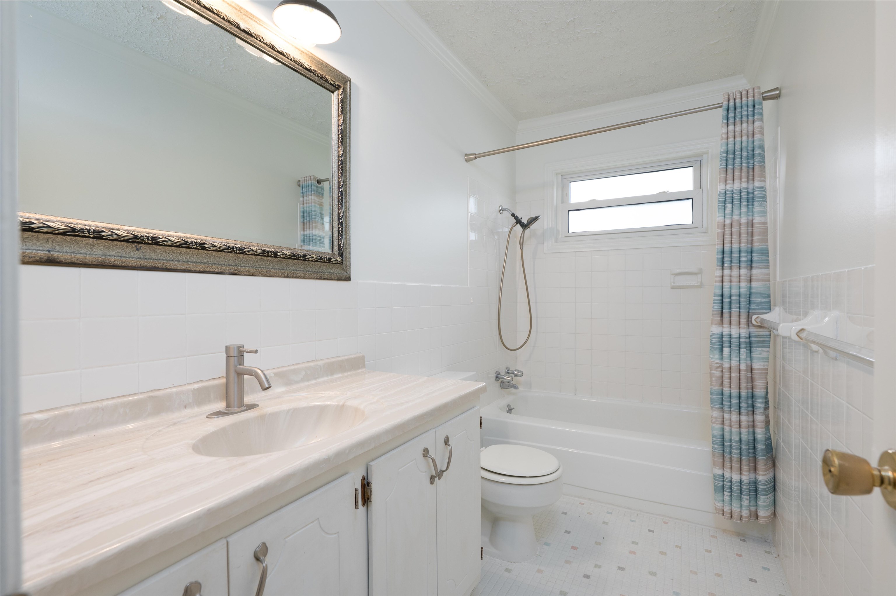 2317 Azra Ct, Owensboro, Kentucky 42301, 3 Bedrooms Bedrooms, ,2 BathroomsBathrooms,Single Family Residence,For Sale,Azra Ct,95458