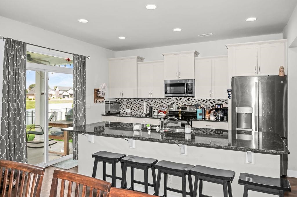2244 Woodstone Ct, Utica, Kentucky 42376, 4 Bedrooms Bedrooms, ,2 BathroomsBathrooms,Single Family Residence,For Sale,Woodstone Ct,95460