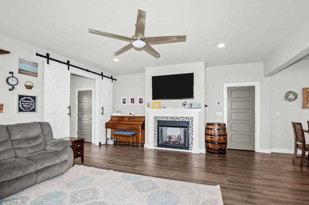 2244 Woodstone Ct, Utica, Kentucky 42376, 4 Bedrooms Bedrooms, ,2 BathroomsBathrooms,Single Family Residence,For Sale,Woodstone Ct,95460