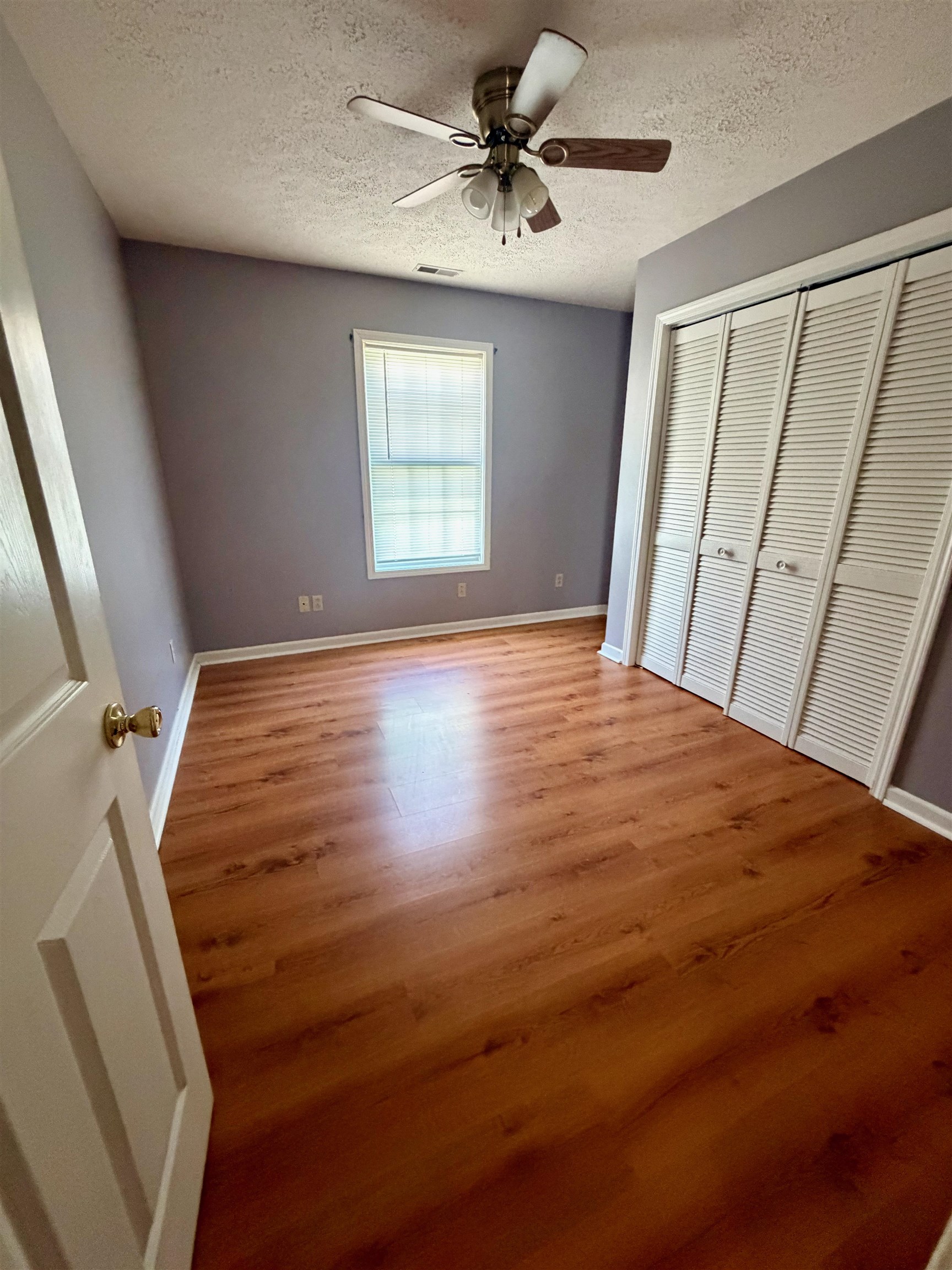 1216 4th Street, Owensboro, Kentucky 42301, 3 Bedrooms Bedrooms, ,2 BathroomsBathrooms,Single Family Residence,For Sale,4th Street,95468
