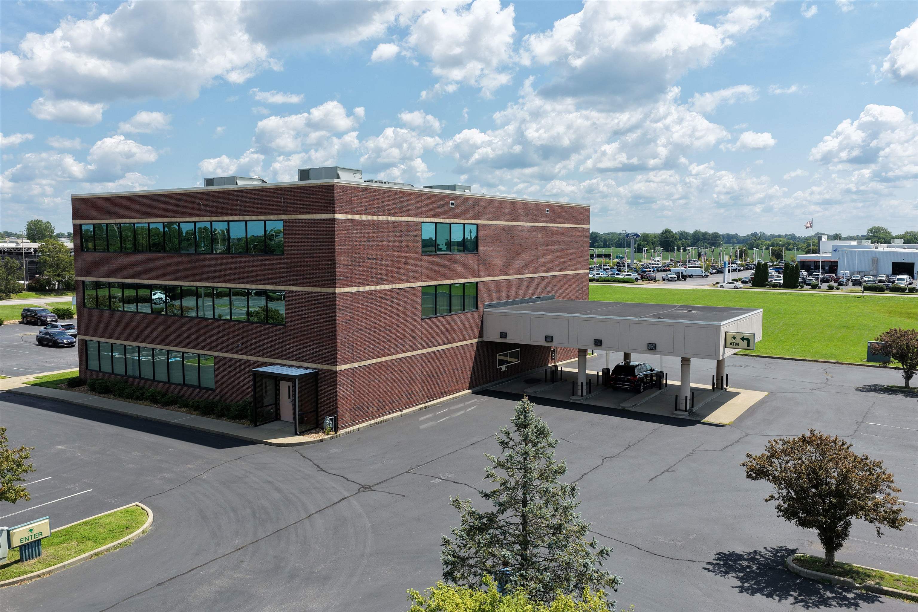 300 Southtown Blvd, Owensboro, Kentucky 42303, ,Industrial,For Sale,Southtown Blvd,95469