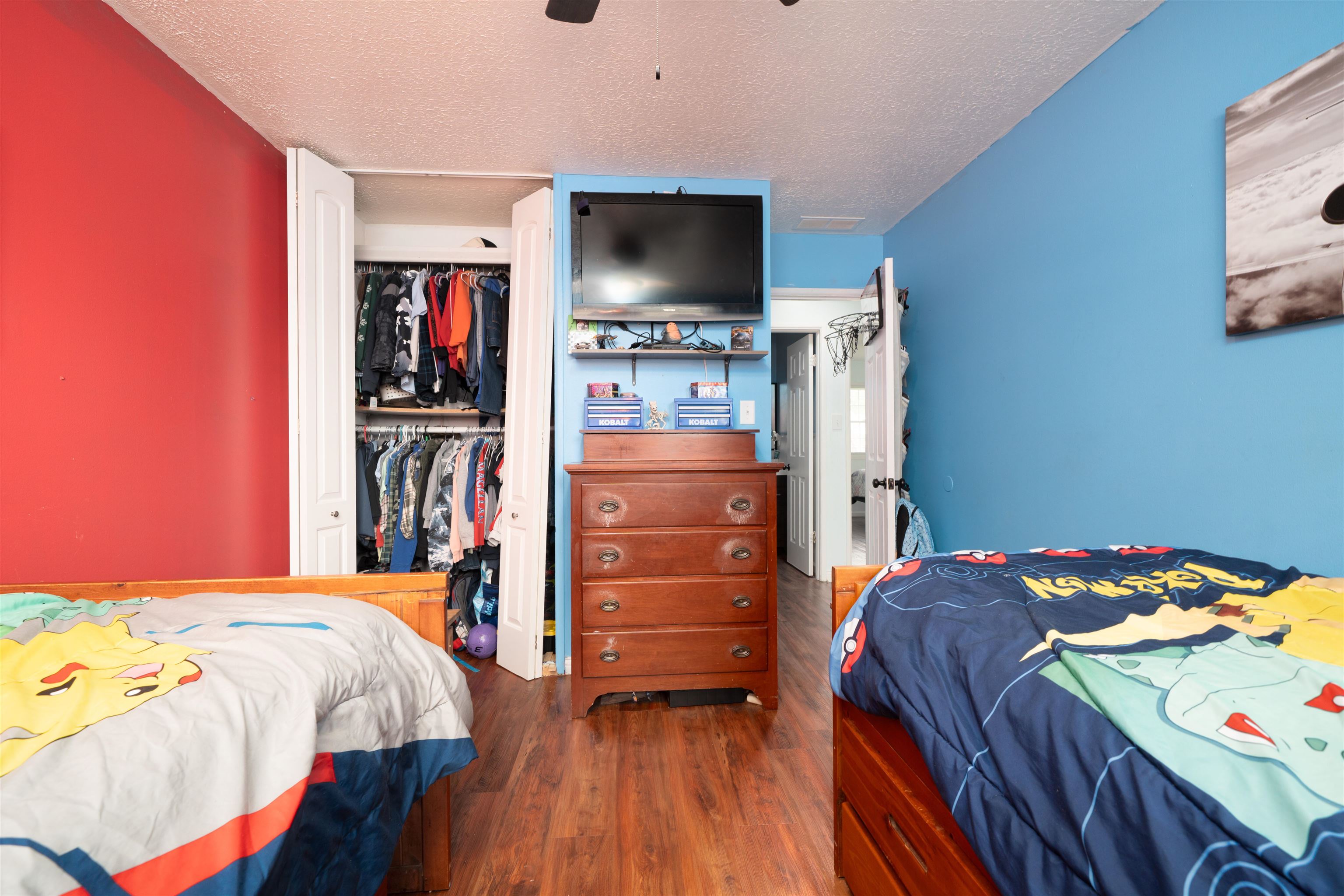 2236 Twenty Grand Ave, Owensboro, Kentucky 42301, 3 Bedrooms Bedrooms, ,2 BathroomsBathrooms,Single Family Residence,For Sale,Twenty Grand Ave,95479