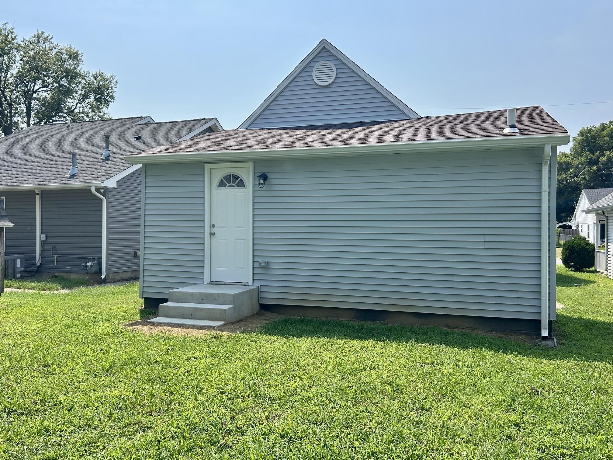 625 Poplar St, Owensboro, Kentucky 42301, 2 Bedrooms Bedrooms, ,1 BathroomBathrooms,Single Family Residence,For Sale,Poplar St,95484
