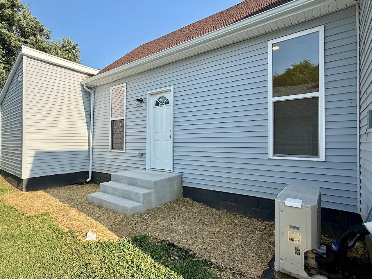 625 Poplar St, Owensboro, Kentucky 42301, 2 Bedrooms Bedrooms, ,1 BathroomBathrooms,Single Family Residence,For Sale,Poplar St,95484