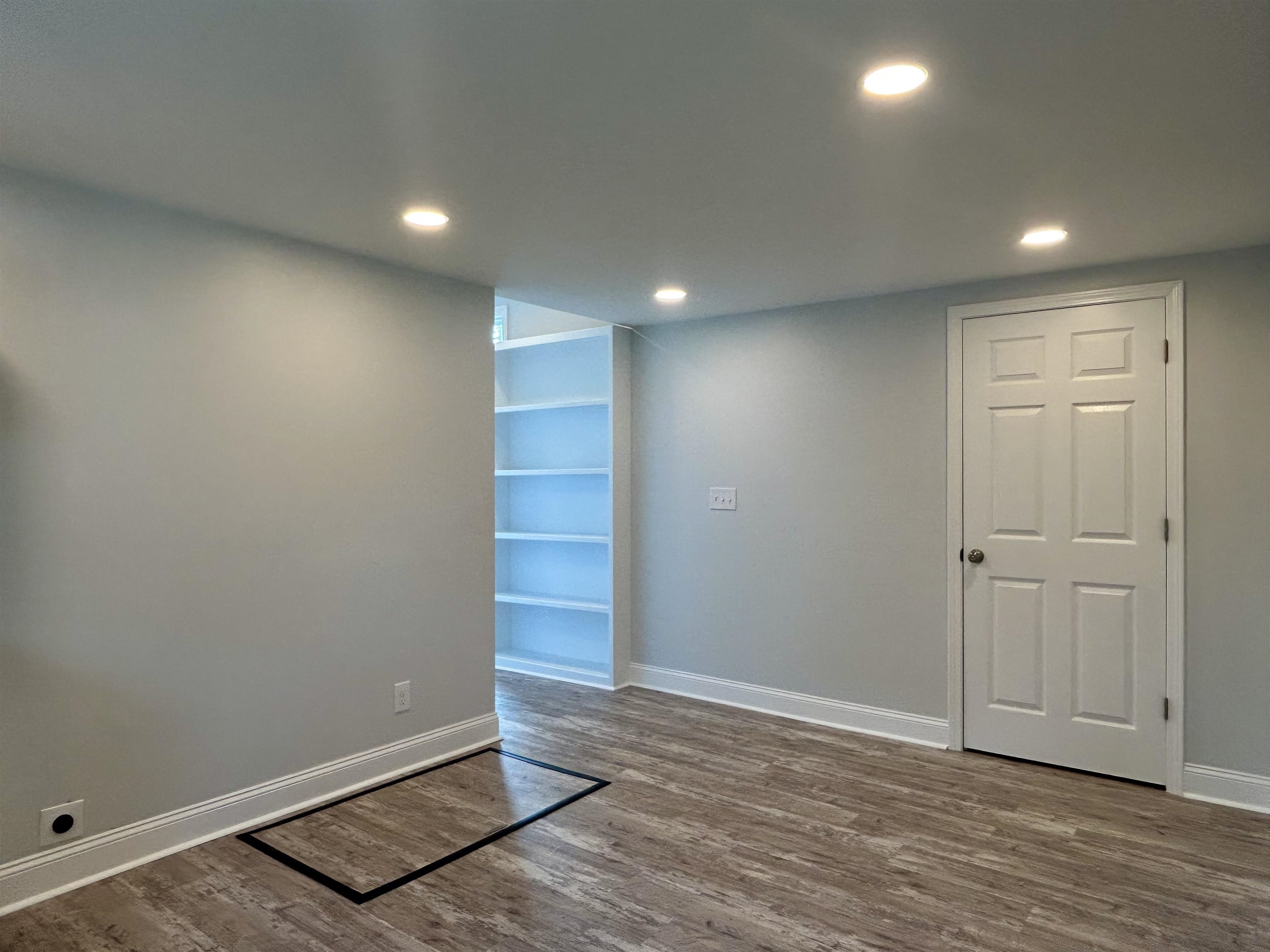 625 Poplar St, Owensboro, Kentucky 42301, 2 Bedrooms Bedrooms, ,1 BathroomBathrooms,Single Family Residence,For Sale,Poplar St,95484