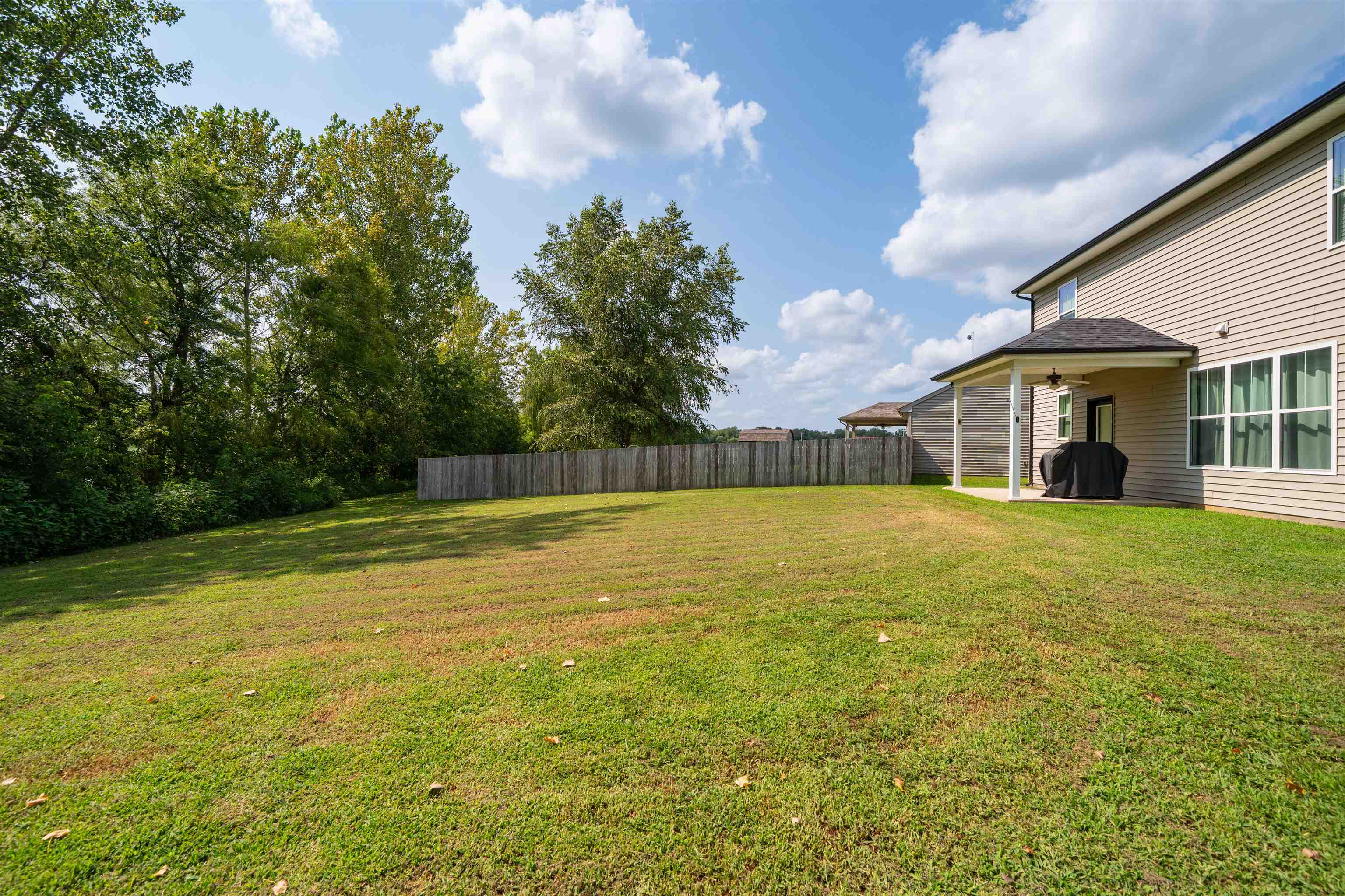 6252 Brookstone Place, Utica, Kentucky 42376, 3 Bedrooms Bedrooms, ,2 BathroomsBathrooms,Single Family Residence,For Sale,Brookstone Place,95486