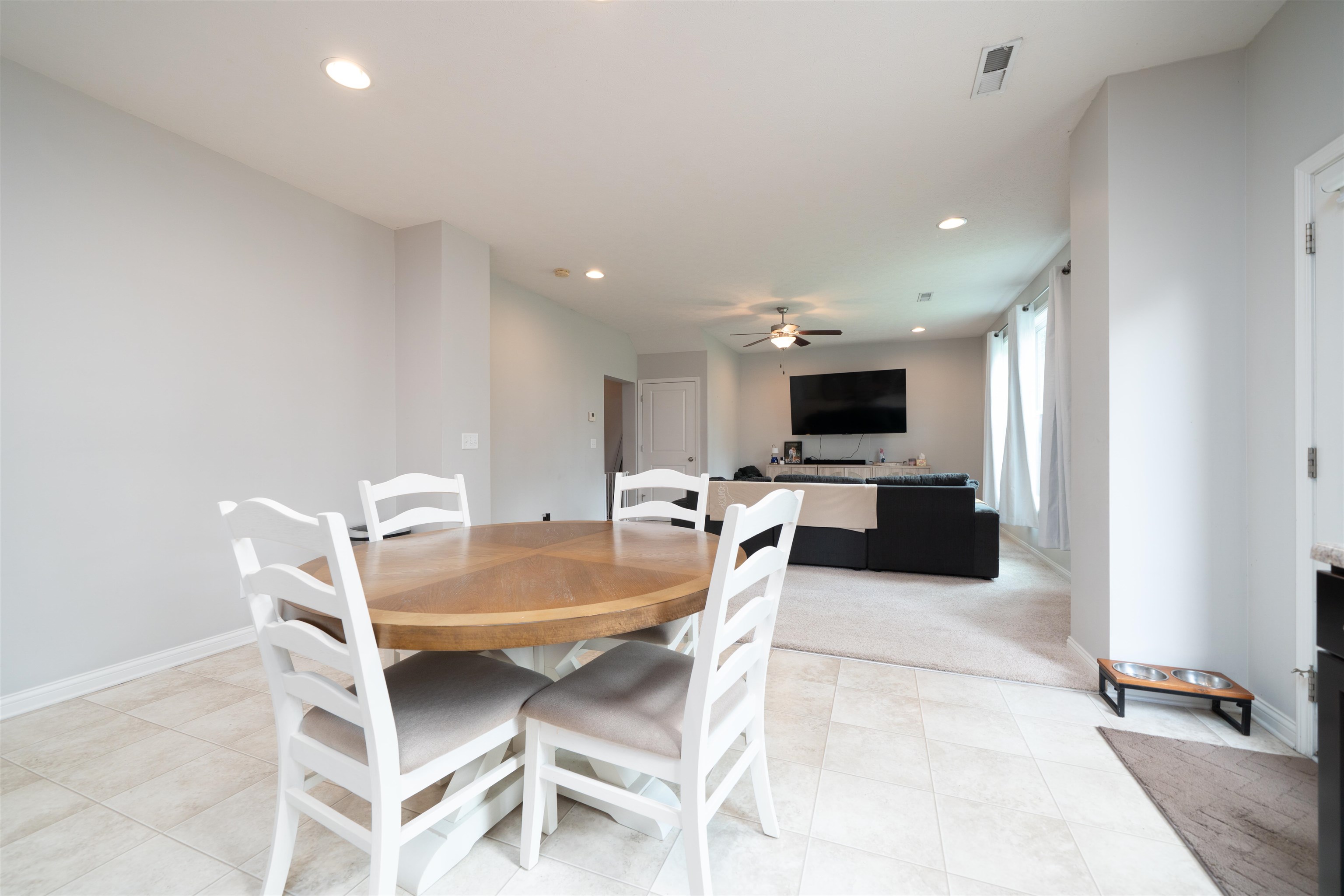6252 Brookstone Place, Utica, Kentucky 42376, 3 Bedrooms Bedrooms, ,2 BathroomsBathrooms,Single Family Residence,For Sale,Brookstone Place,95486