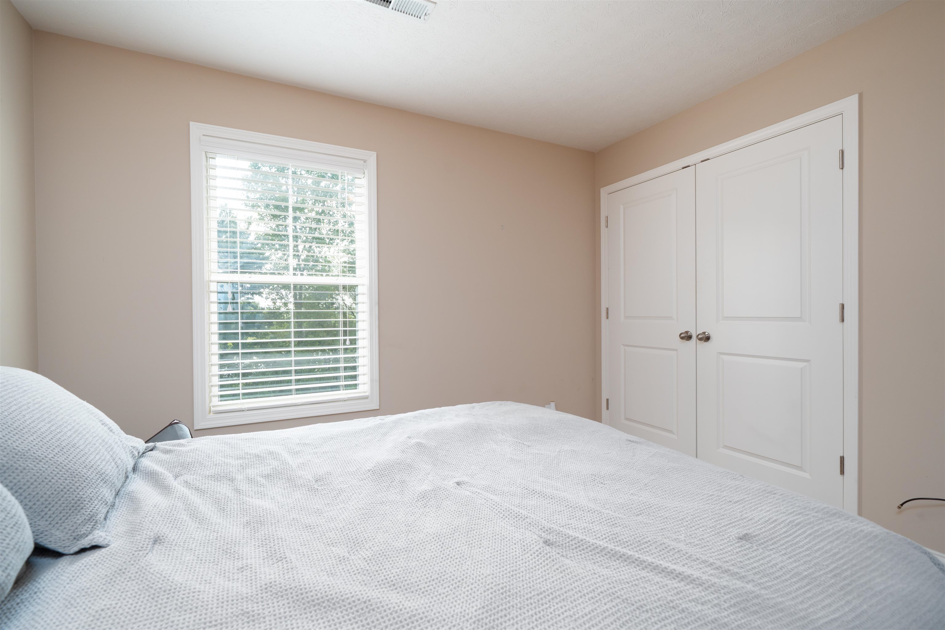 6252 Brookstone Place, Utica, Kentucky 42376, 3 Bedrooms Bedrooms, ,2 BathroomsBathrooms,Single Family Residence,For Sale,Brookstone Place,95486