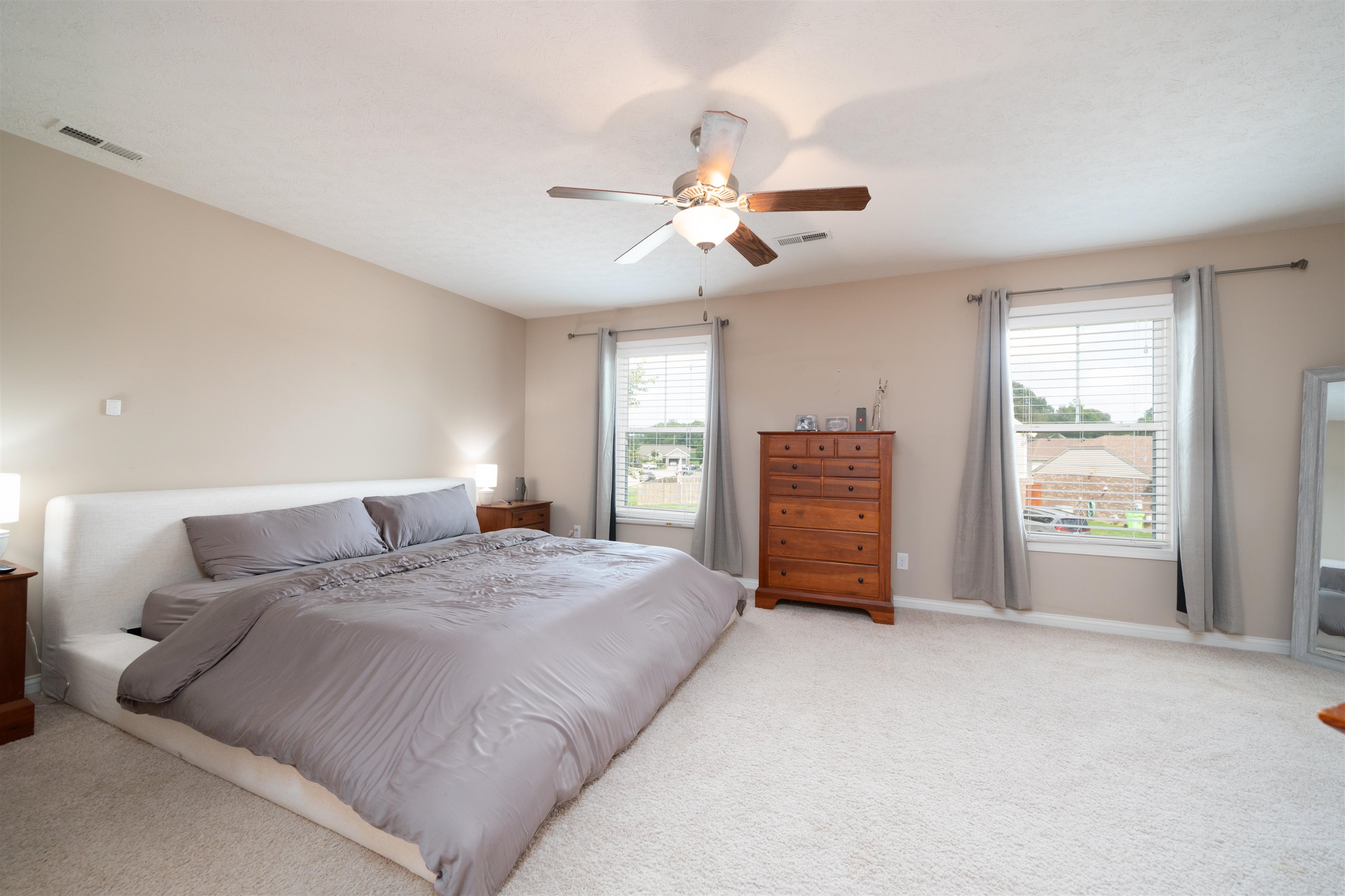 6252 Brookstone Place, Utica, Kentucky 42376, 3 Bedrooms Bedrooms, ,2 BathroomsBathrooms,Single Family Residence,For Sale,Brookstone Place,95486