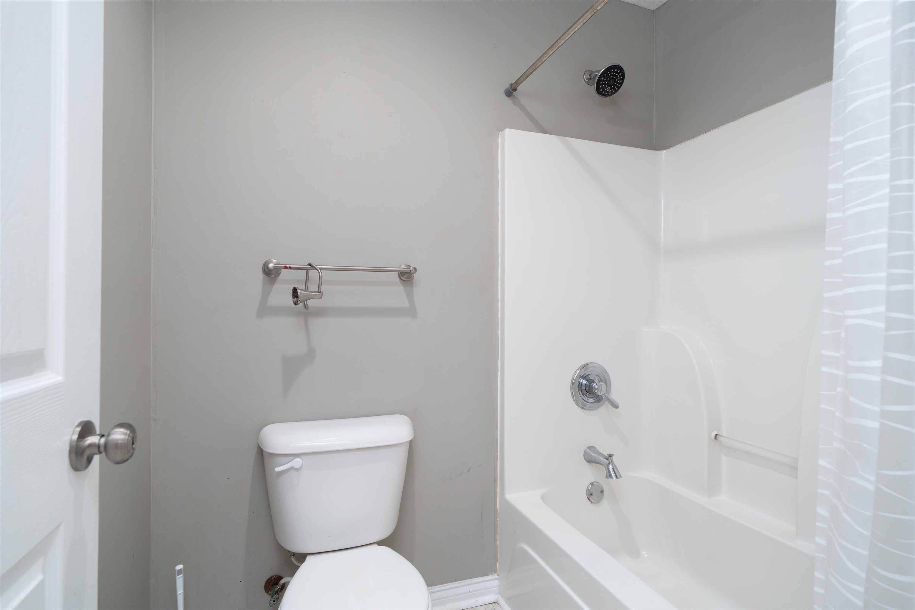 418 7th St, Owensboro, Kentucky 42303, 3 Bedrooms Bedrooms, ,2 BathroomsBathrooms,Single Family Residence,For Sale,7th St,95502