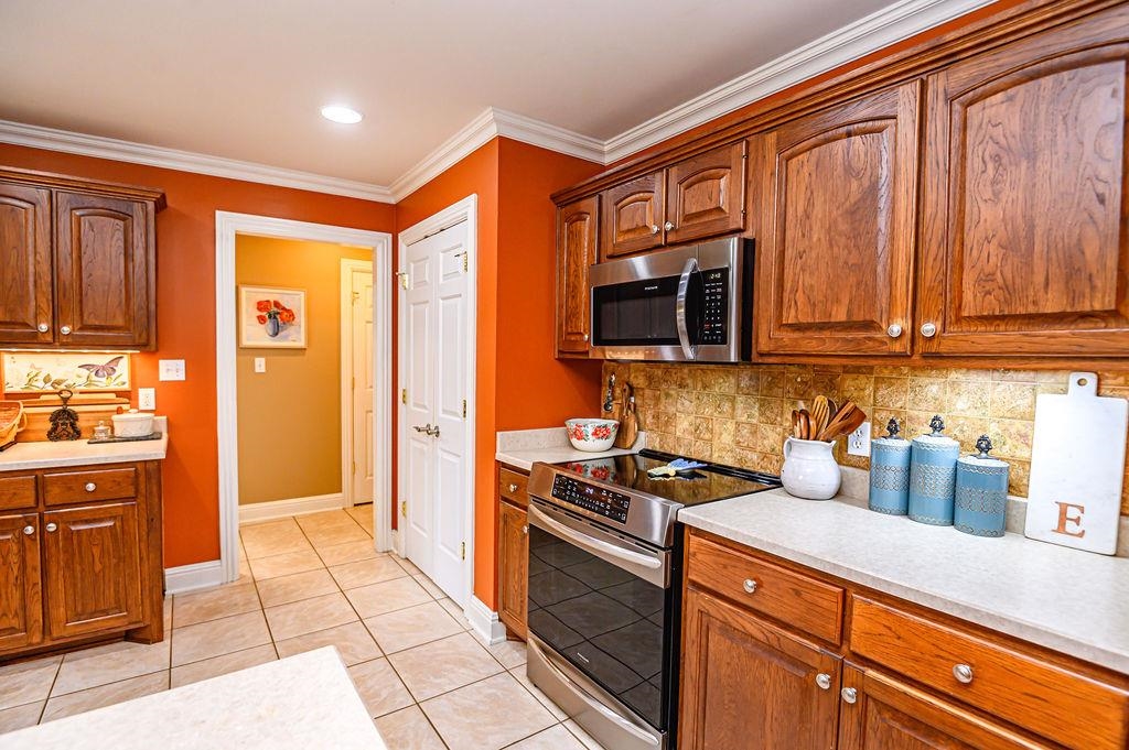 1622 Creek Haven Lp, Owensboro, Kentucky 42303-4646, 4 Bedrooms Bedrooms, ,3 BathroomsBathrooms,Single Family Residence,For Sale,Creek Haven Lp,95540