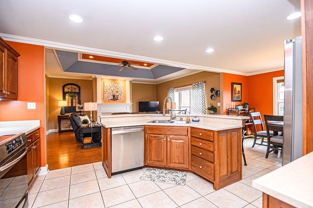 1622 Creek Haven Lp, Owensboro, Kentucky 42303-4646, 4 Bedrooms Bedrooms, ,3 BathroomsBathrooms,Single Family Residence,For Sale,Creek Haven Lp,95540
