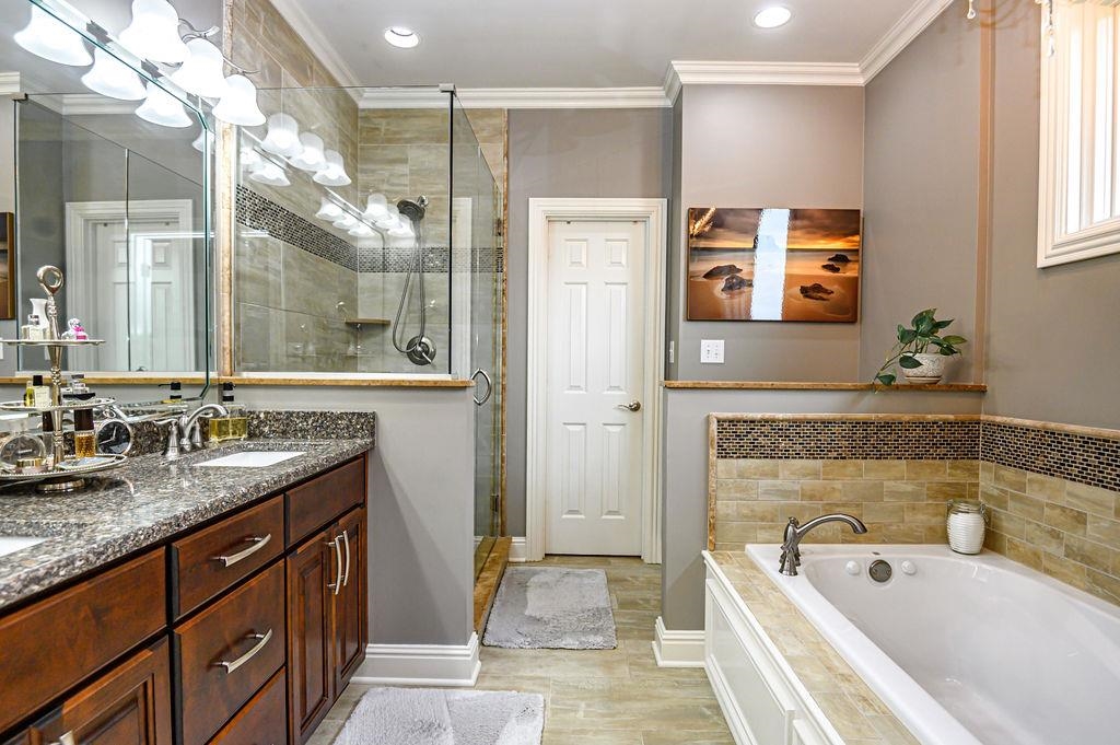 1622 Creek Haven Lp, Owensboro, Kentucky 42303-4646, 4 Bedrooms Bedrooms, ,3 BathroomsBathrooms,Single Family Residence,For Sale,Creek Haven Lp,95540