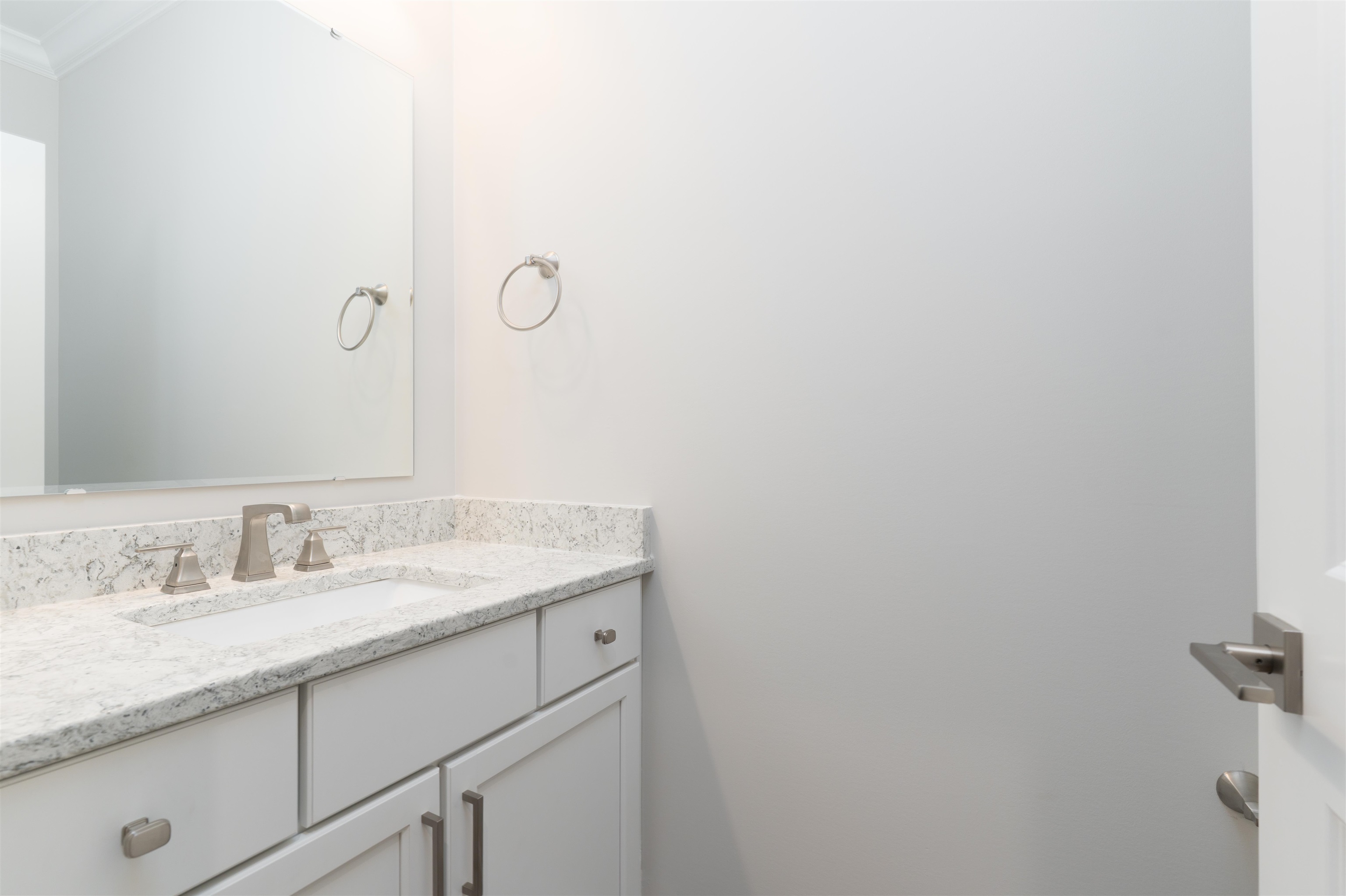 784 Alabaster Ct, Owensboro, Kentucky 42301-0000, 4 Bedrooms Bedrooms, ,2 BathroomsBathrooms,Single Family Residence,For Sale,Alabaster Ct,95549