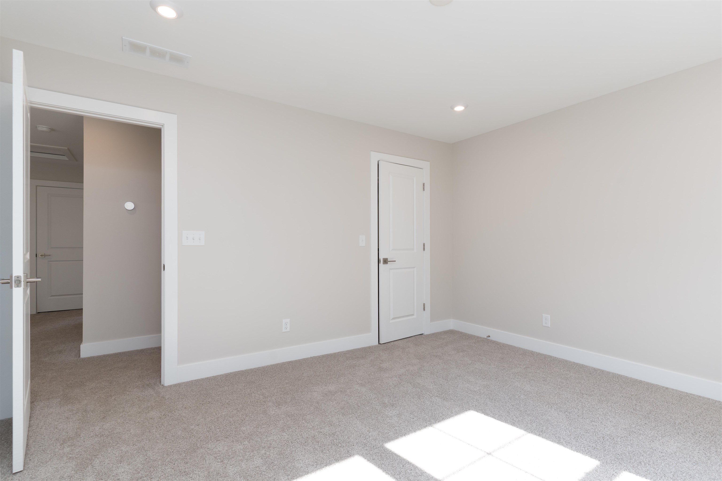 784 Alabaster Ct, Owensboro, Kentucky 42301-0000, 4 Bedrooms Bedrooms, ,2 BathroomsBathrooms,Single Family Residence,For Sale,Alabaster Ct,95549