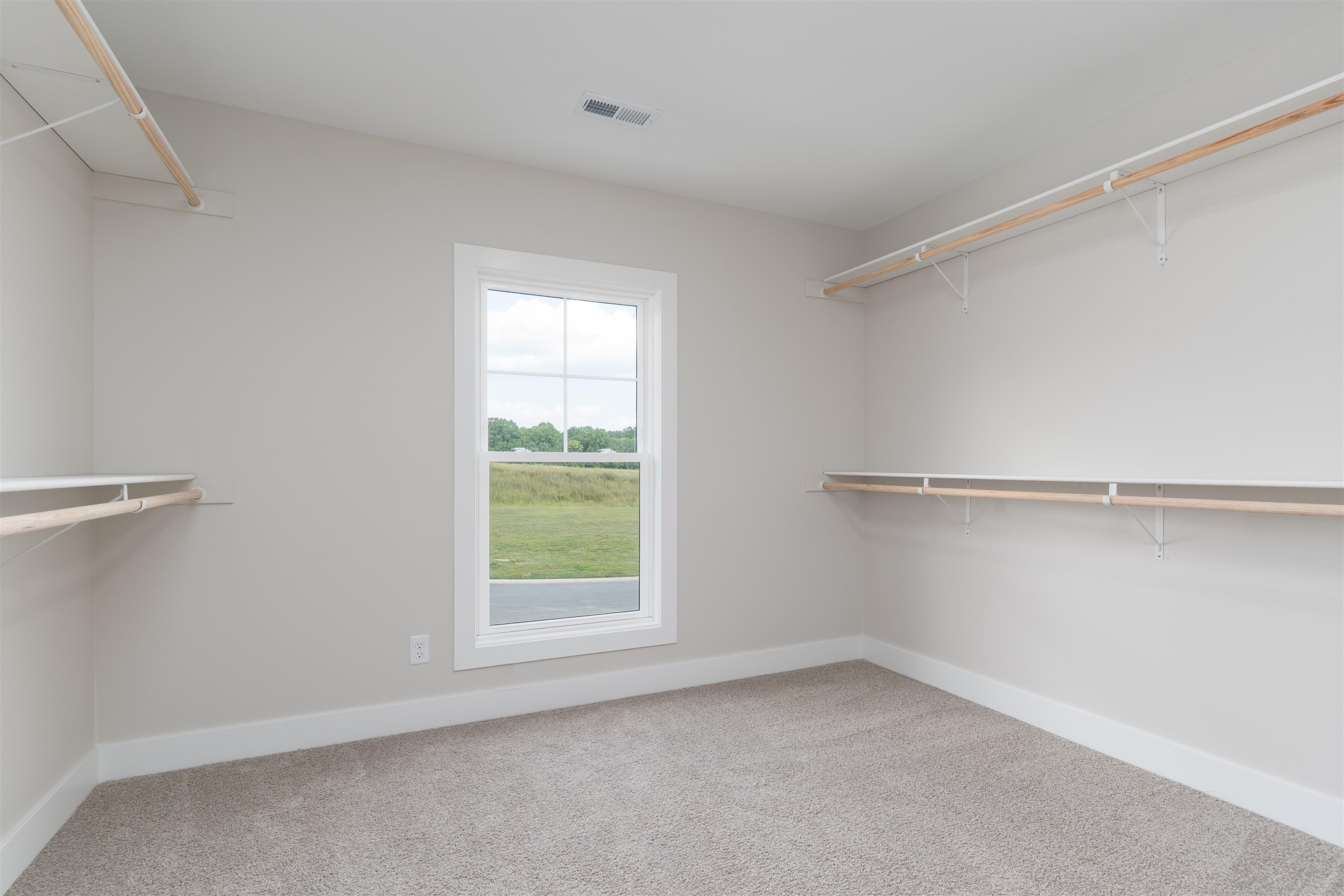 784 Alabaster Ct, Owensboro, Kentucky 42301-0000, 4 Bedrooms Bedrooms, ,2 BathroomsBathrooms,Single Family Residence,For Sale,Alabaster Ct,95549