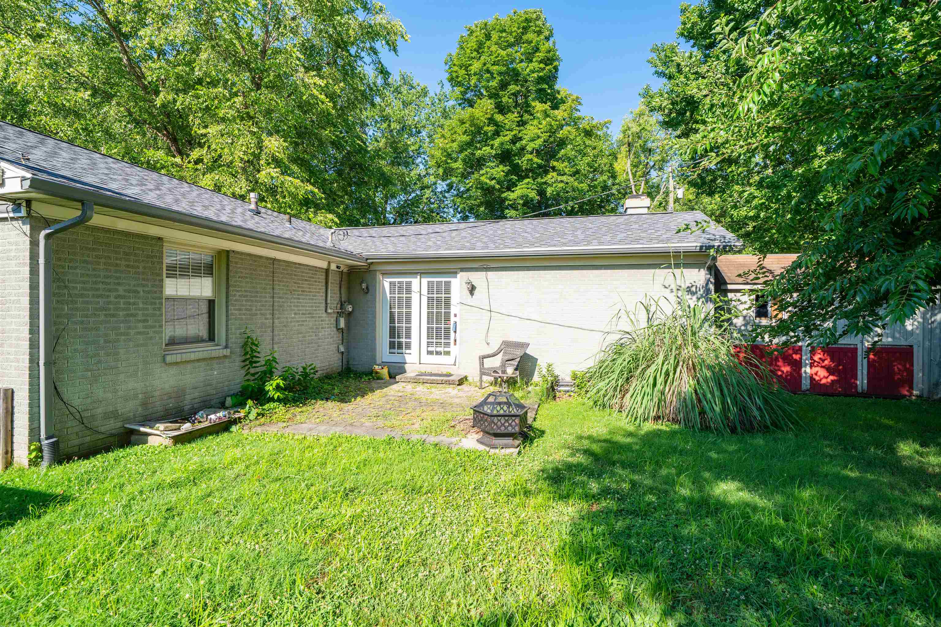 1703 24Th St, Owensboro, Kentucky 42303, 3 Bedrooms Bedrooms, ,1 BathroomBathrooms,Ranch,For Sale,24Th St,95561