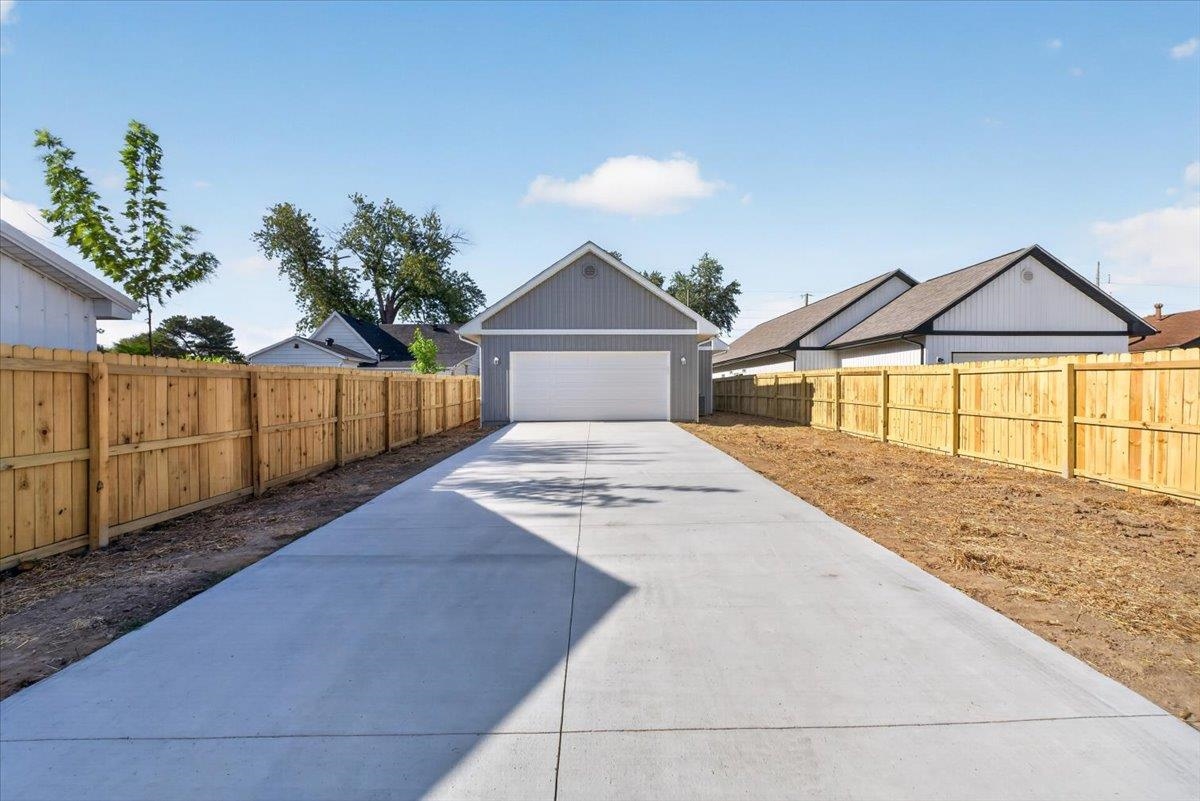 1522 4th St, Owensboro, Kentucky 42301, 3 Bedrooms Bedrooms, ,2 BathroomsBathrooms,Single Family Residence,For Sale,4th St,95566