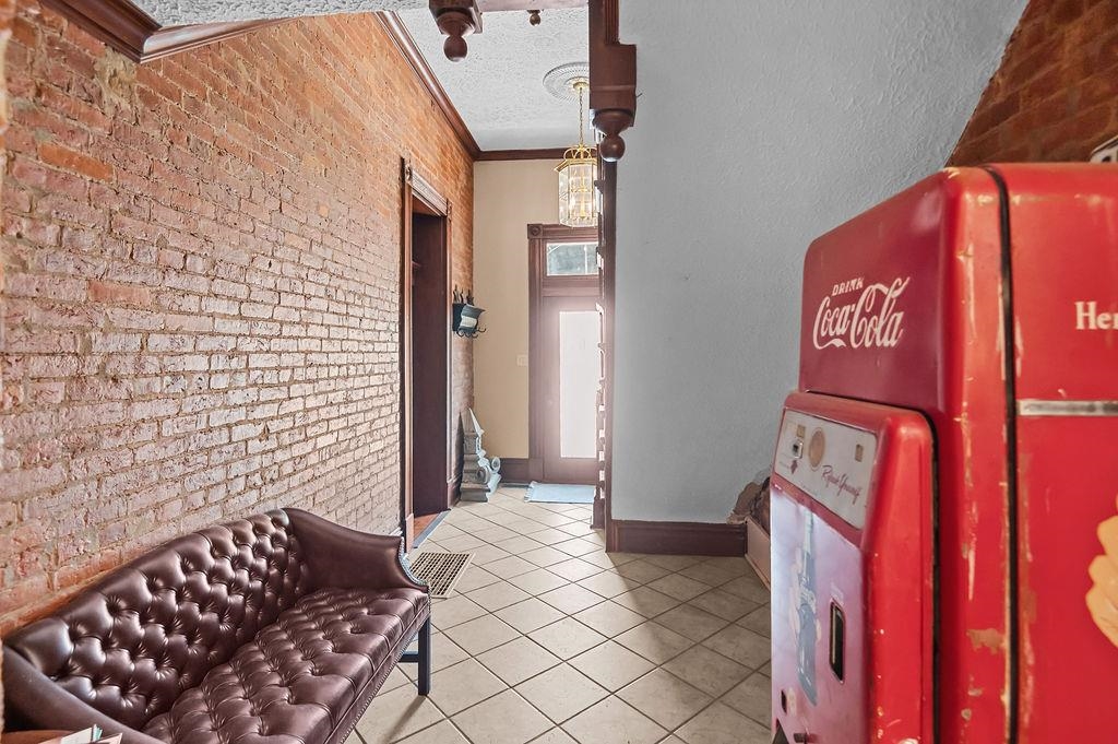 326 St Elizabeth, Owensboro, Kentucky 42301, ,Retail,For Sale,St Elizabeth,95571